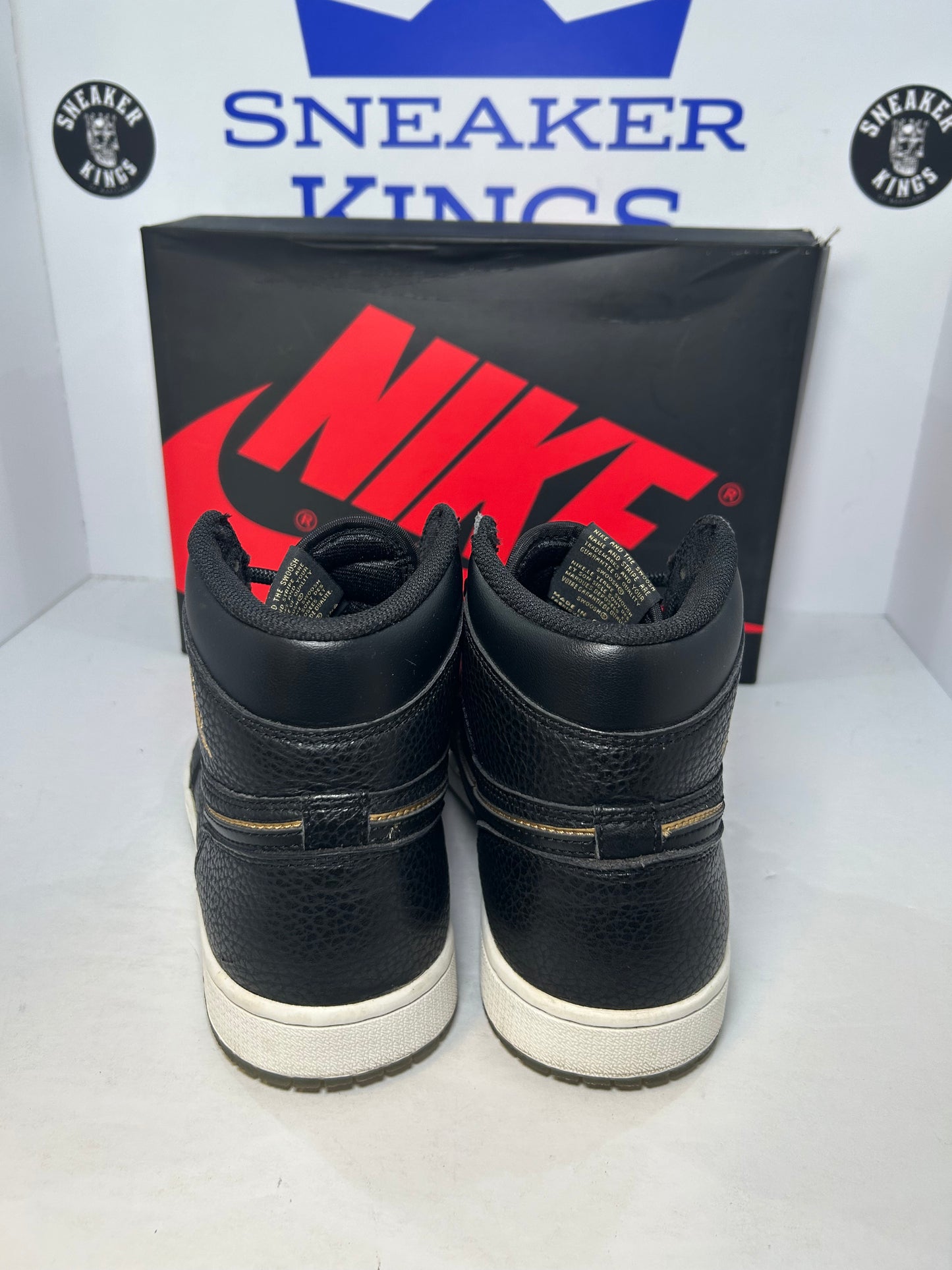 Air Jordan 1 Retro High OG City of Flight (Pre-Owned)