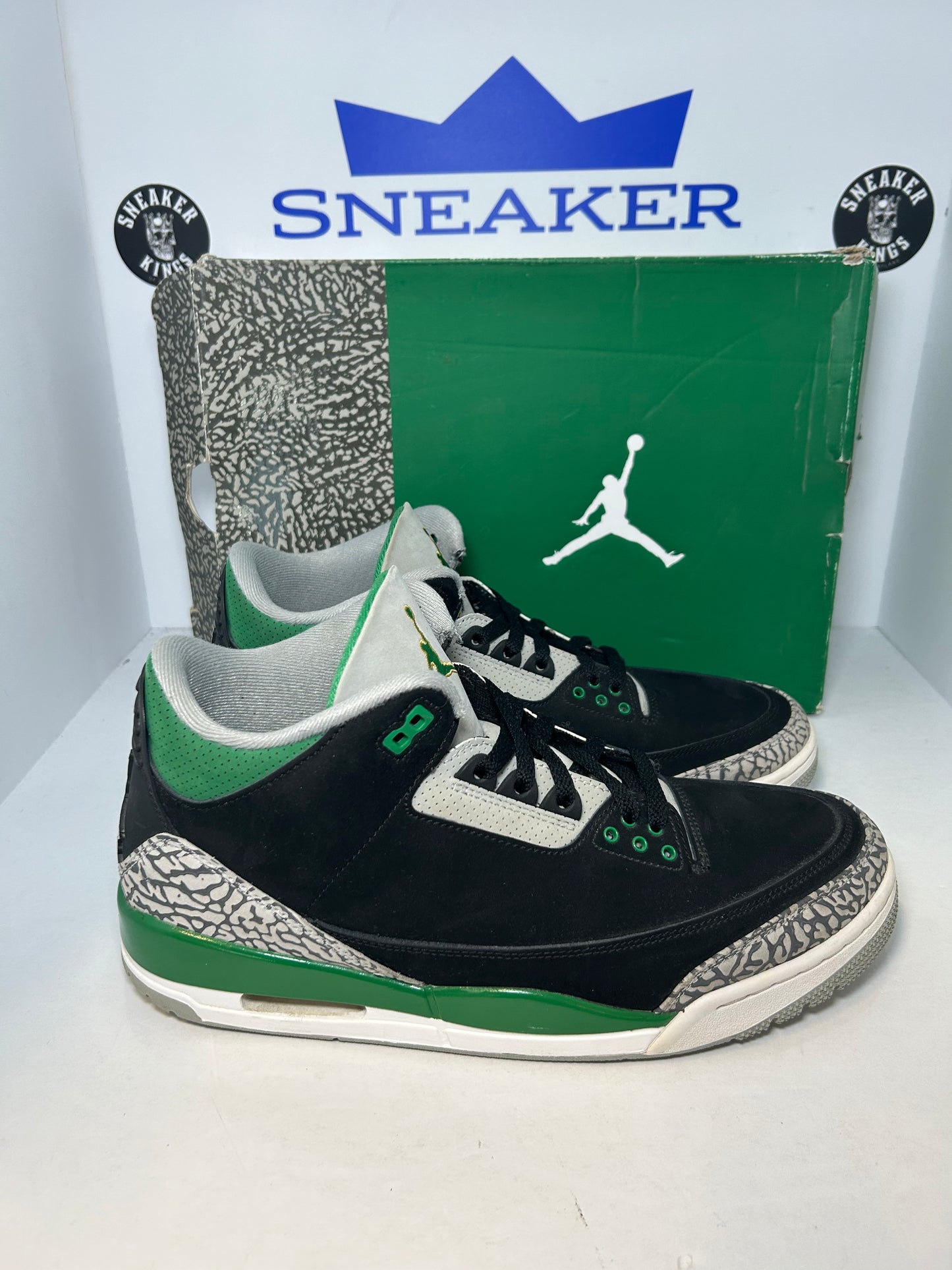 Air Jordan 3 Retro Pine Green (Pre-Owned)