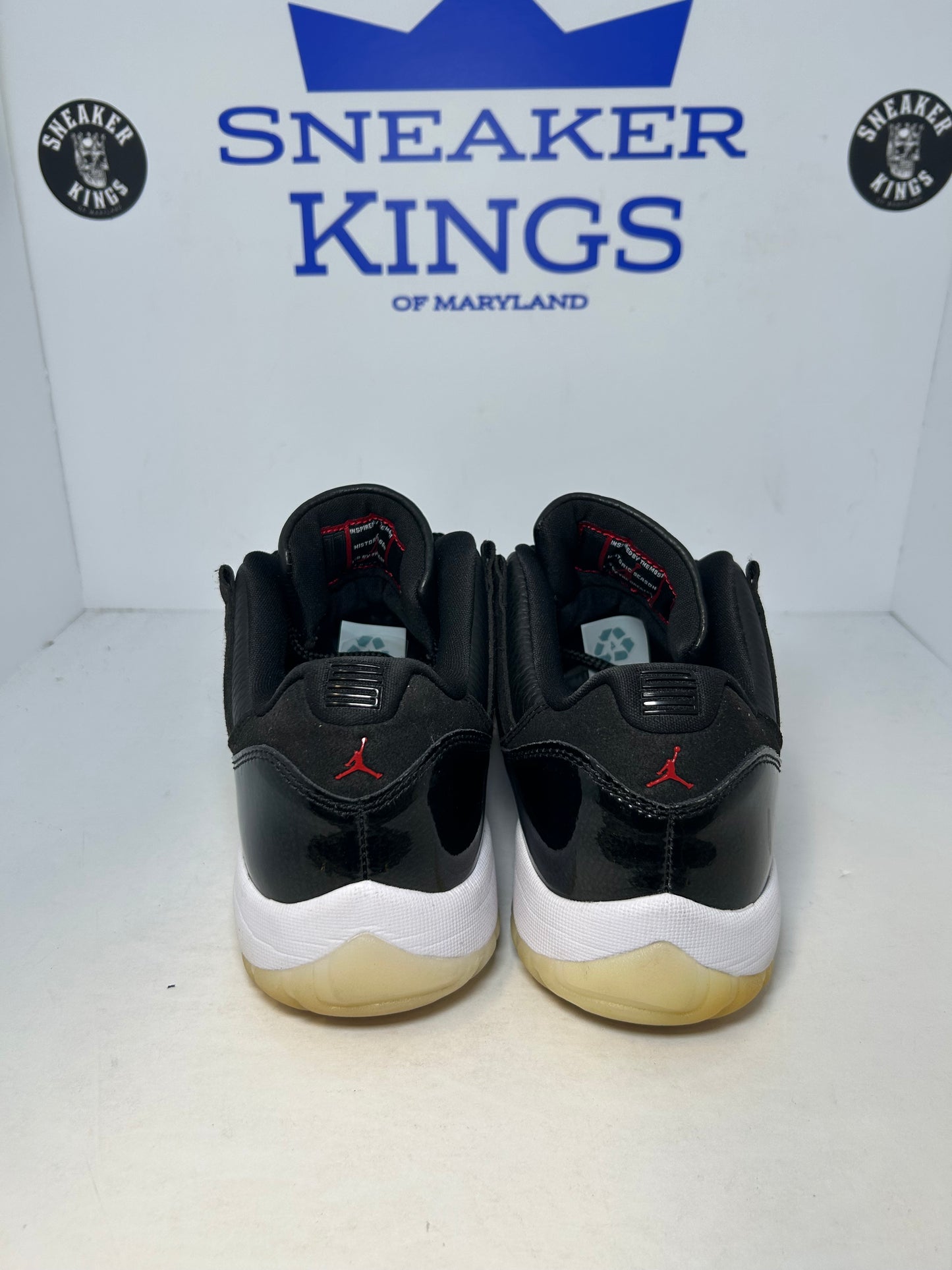 Air Jordan 11 Retro Low 72-10 (Pre-Owned)