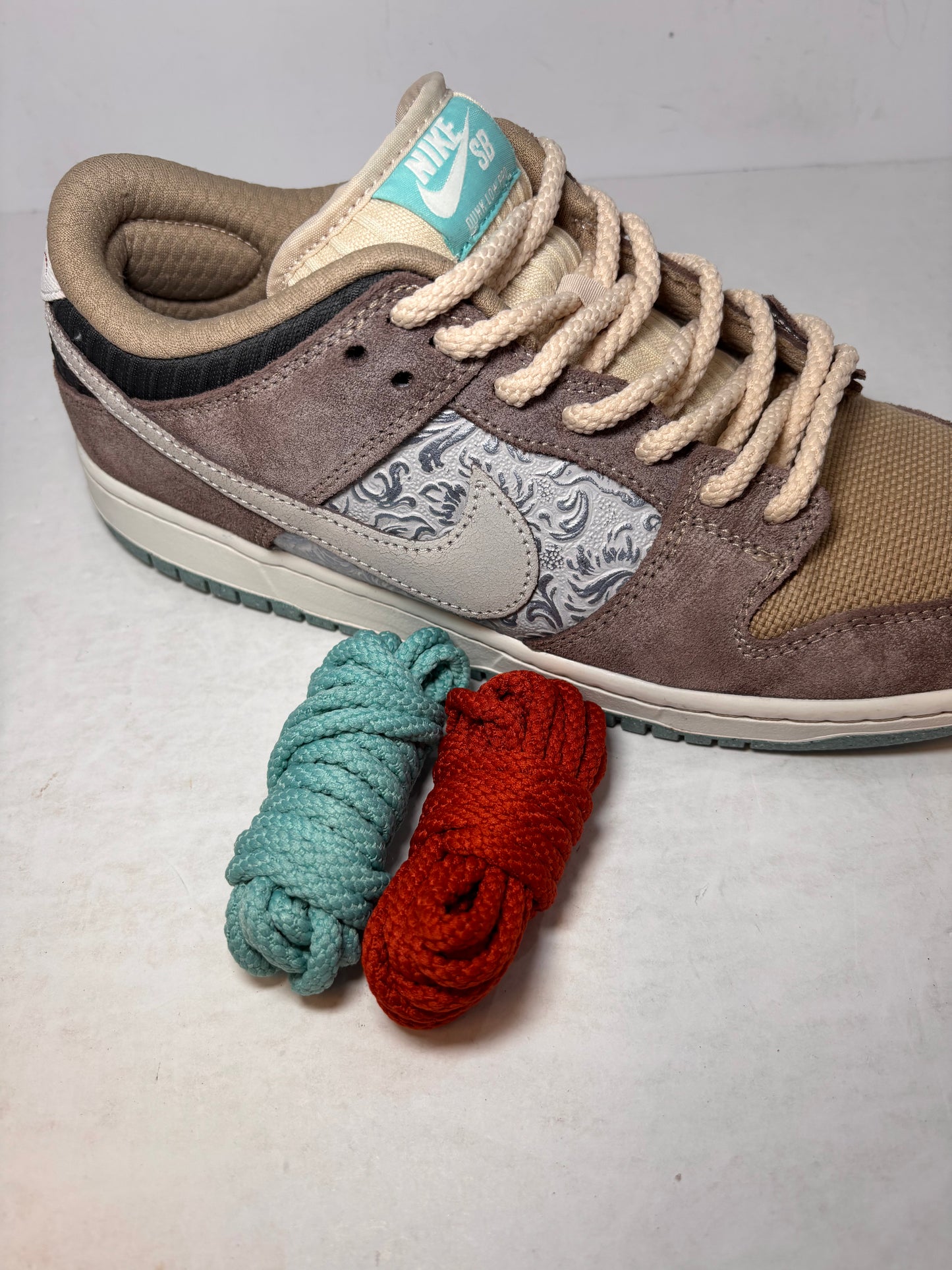 Nike SB Dunk Low Big Money Savings (Pre-Owned)