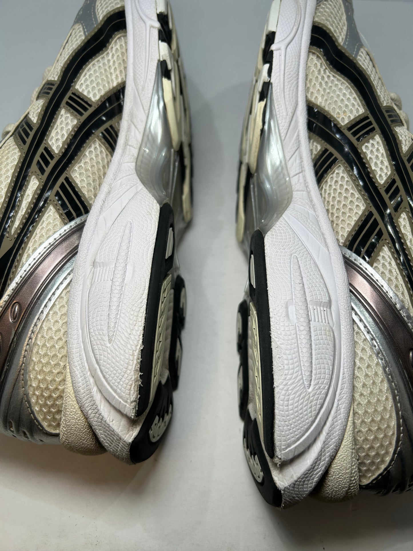 ASICS Gel Kayano 14 Silver Cream Metallic Plum (Pre-Owned)