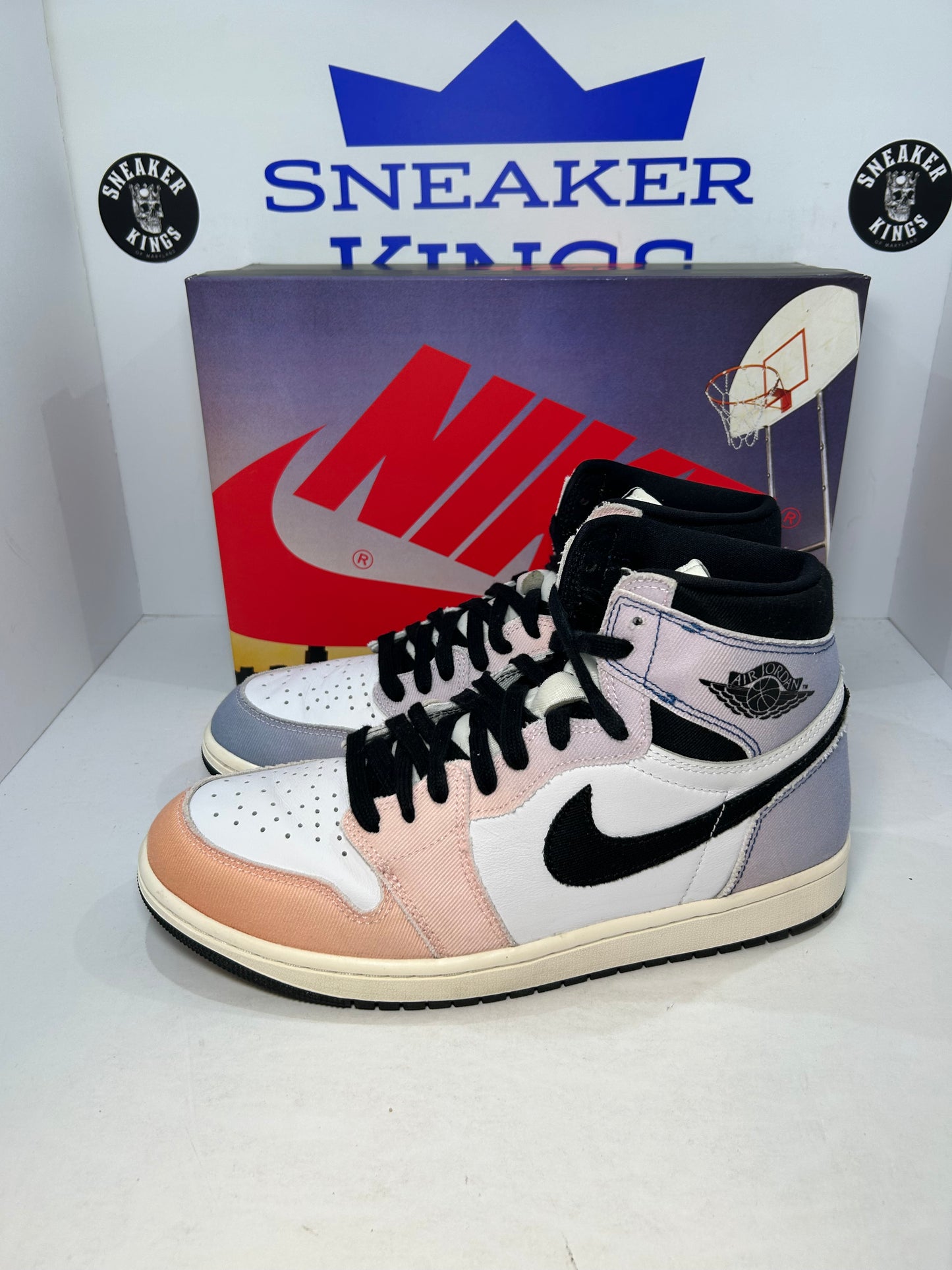 Air Jordan 1 Retro High OG Skyline (Pre-Owned)