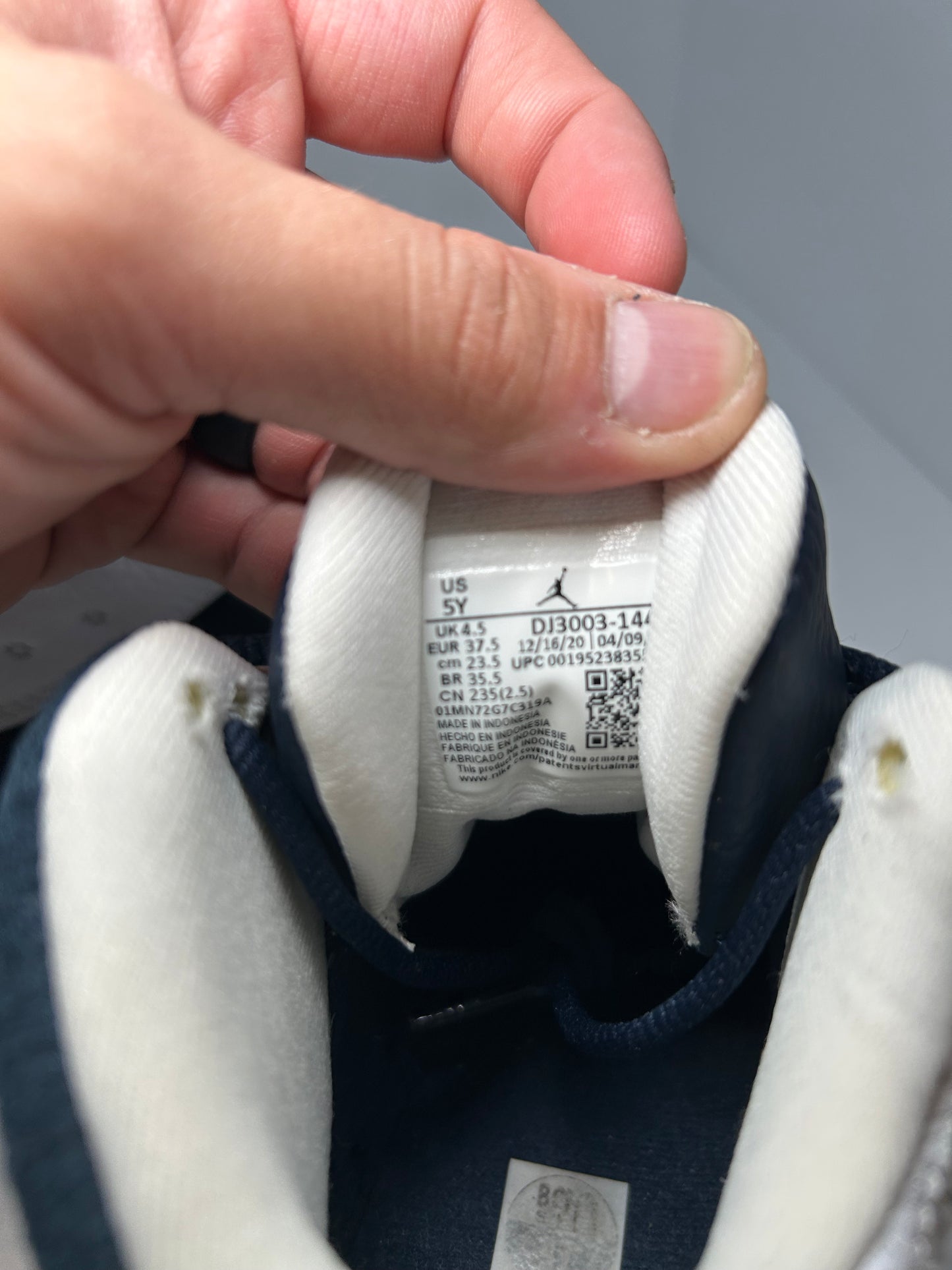 Air Jordan 13 Retro Obsidian Powder Blue (GS) (Pre-Owned)
