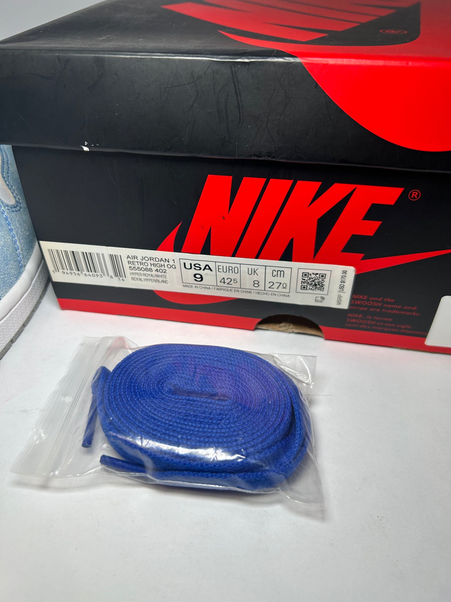 Air Jordan 1 Retro High OG Hyper Royal (Pre-Owned)