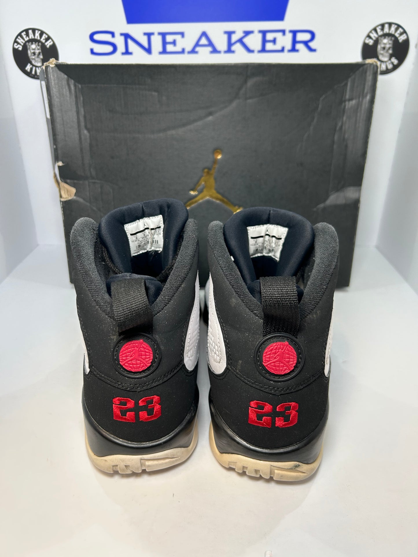 Air Jordan 9 Retro OG Space Jam 2016 (Pre-Owned)