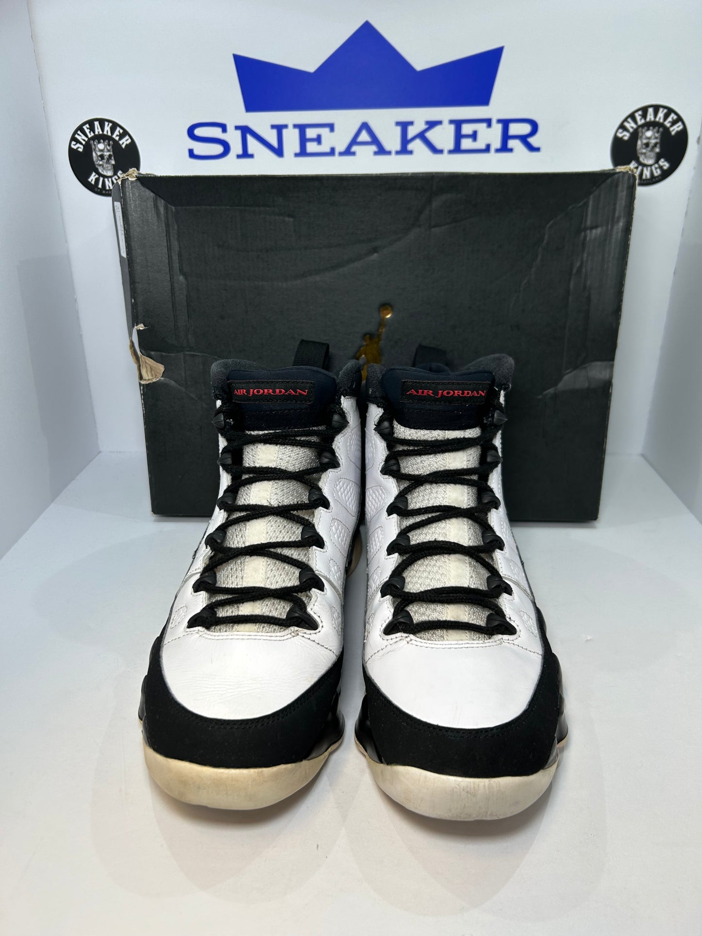 Air Jordan 9 Retro OG Space Jam 2016 (Pre-Owned)