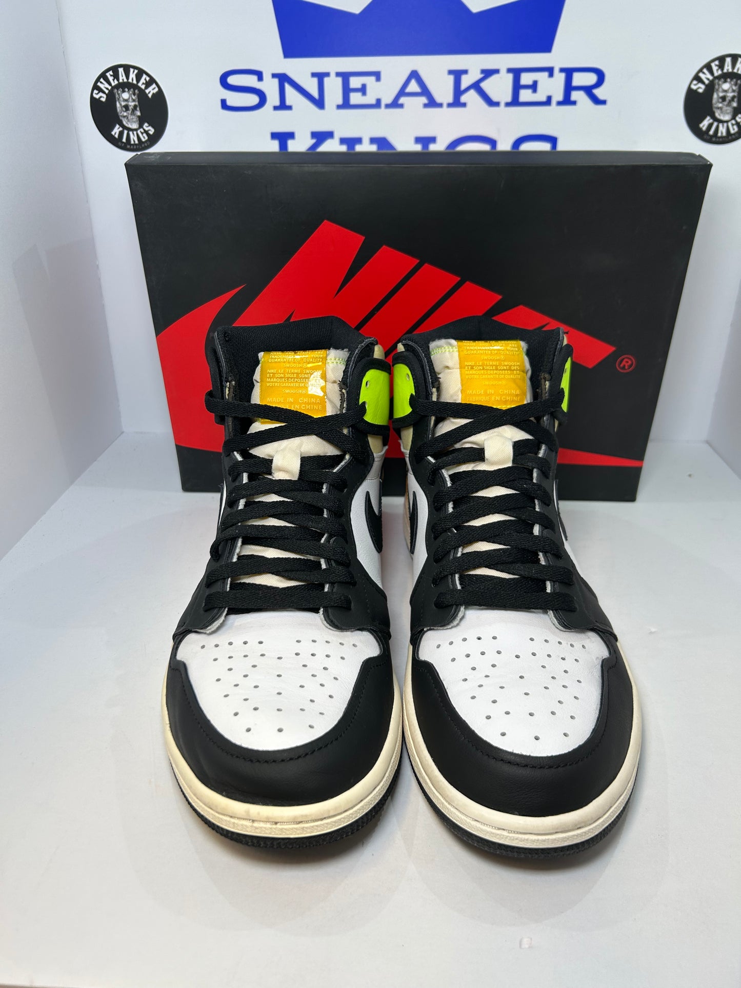 Air Jordan 1 Retro High OG Volt Gold (Pre-Owned)