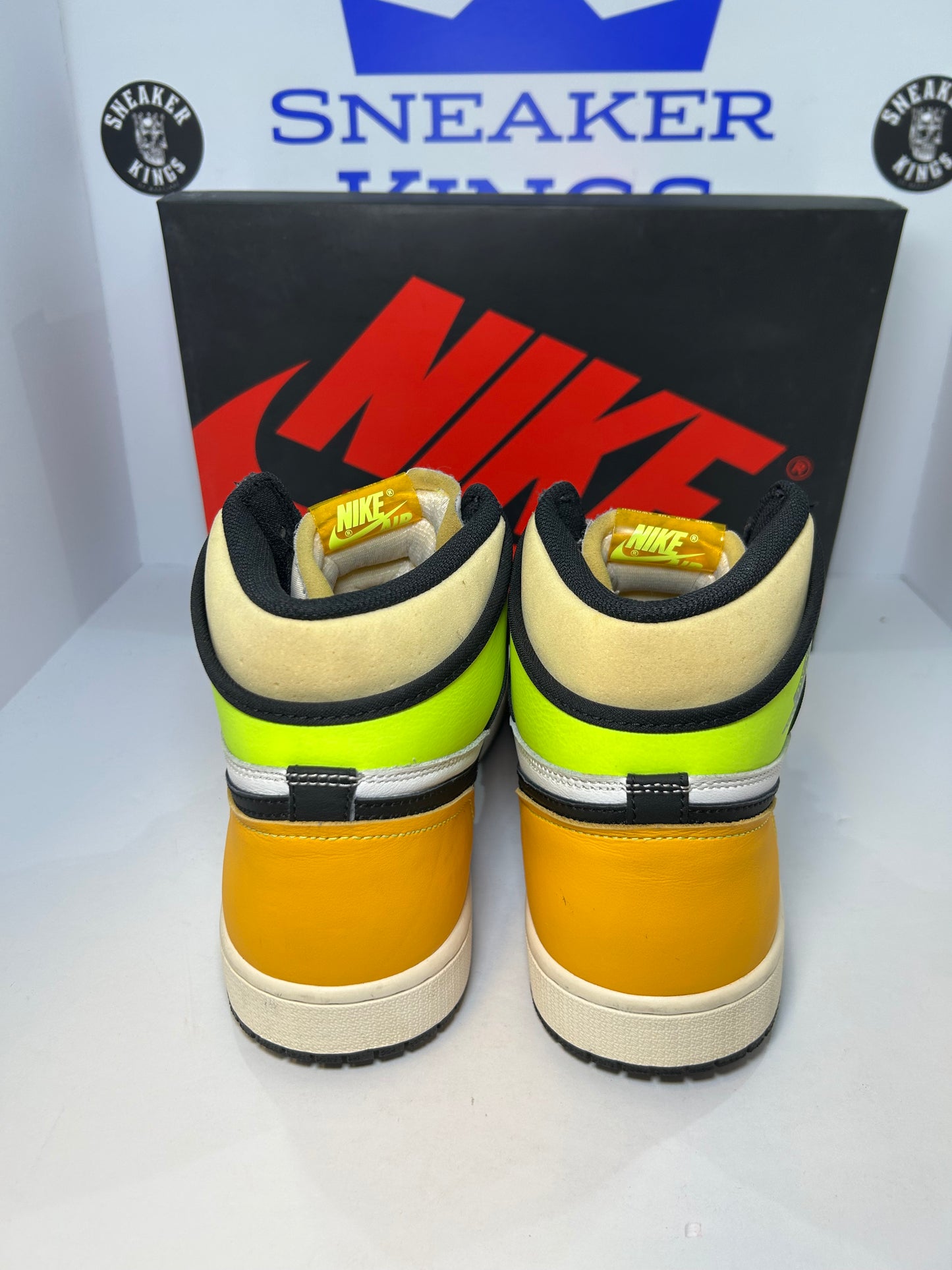 Air Jordan 1 Retro High OG Volt Gold (Pre-Owned)