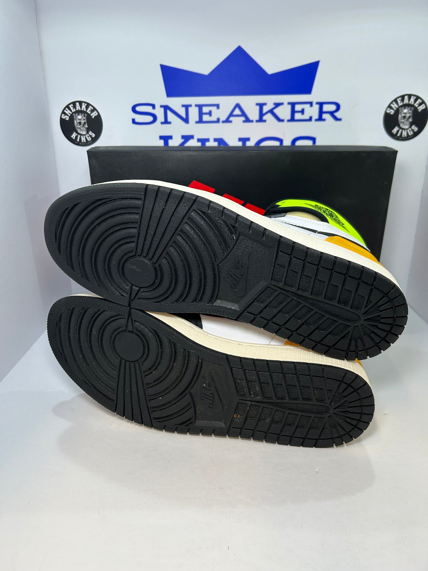 Air Jordan 1 Retro High OG Volt Gold (Pre-Owned)