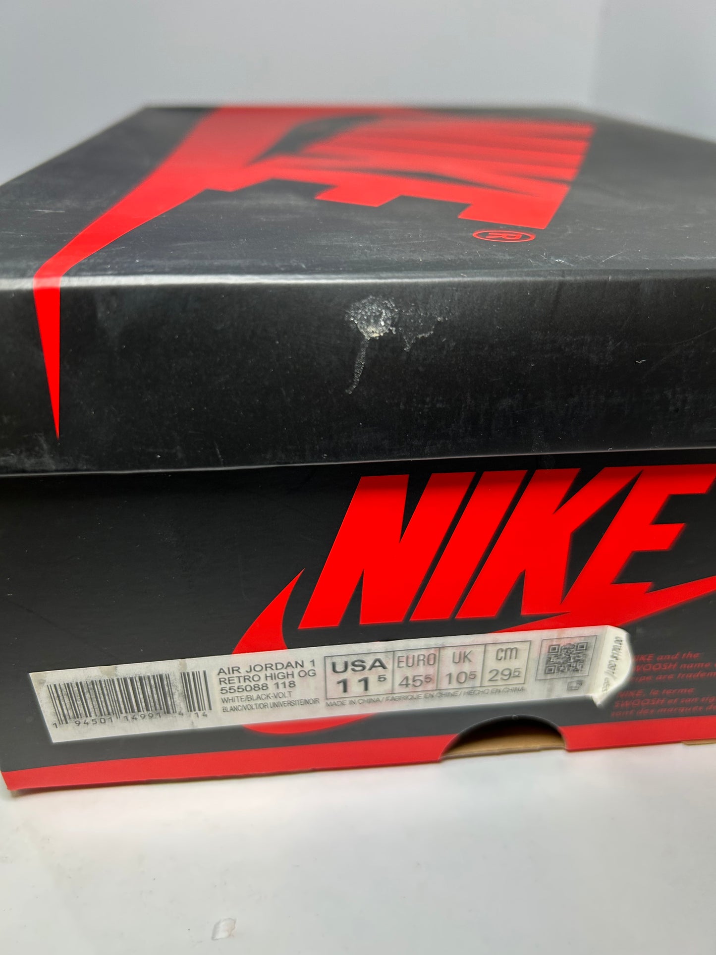 Air Jordan 1 Retro High OG Volt Gold (Pre-Owned)