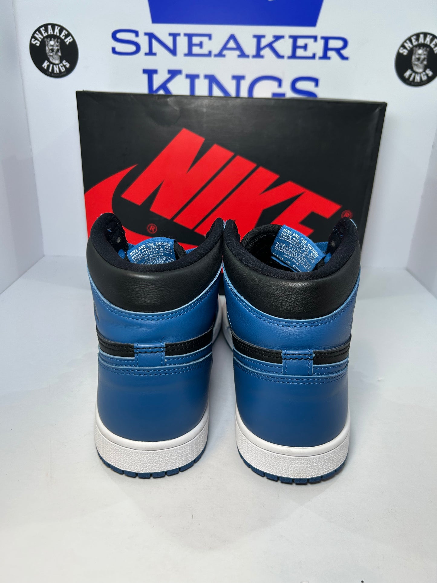 Air Jordan 1 Retro High OG Dark Marina Blue (Pre-Owned)