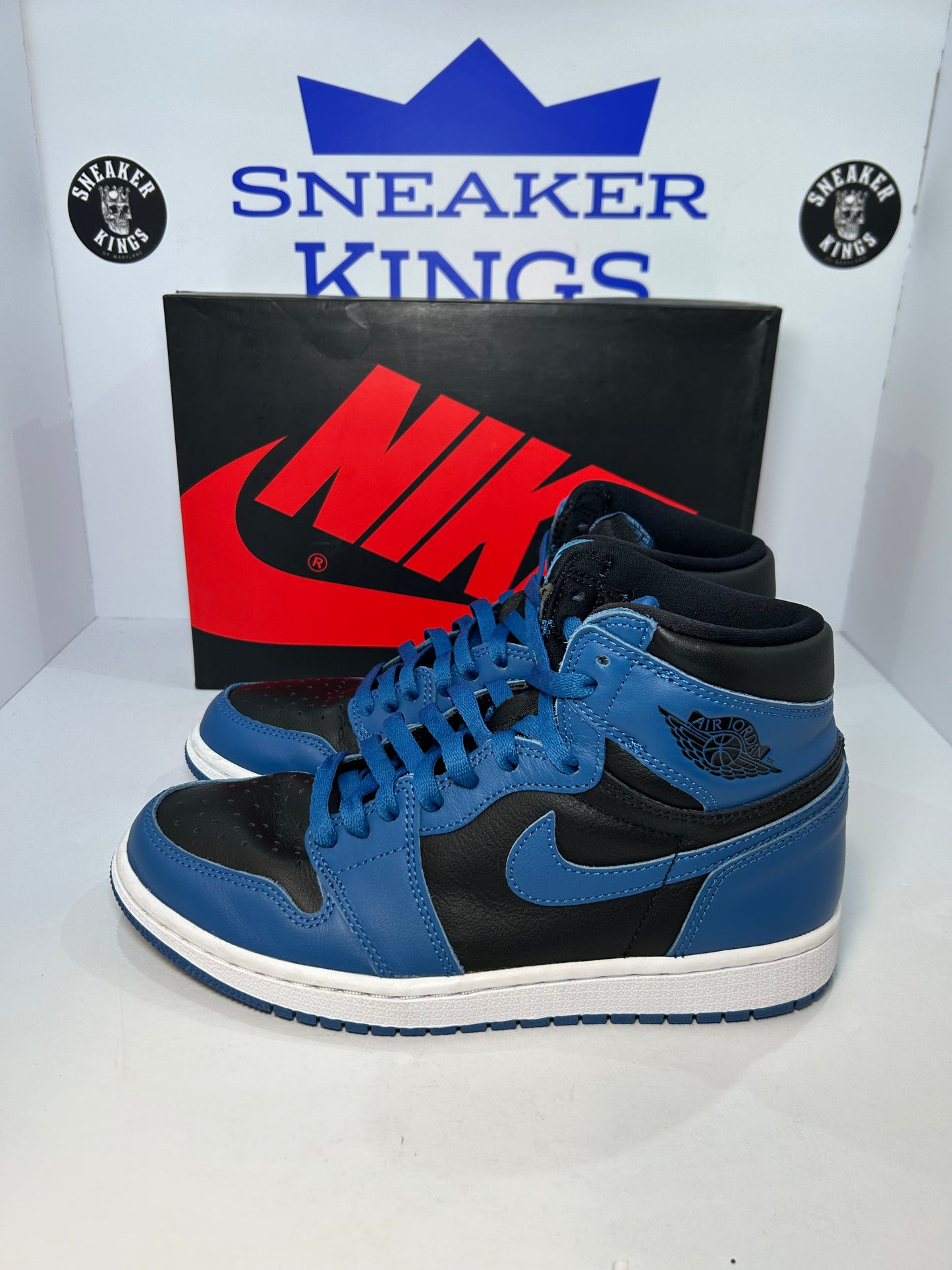 Air Jordan 1 Retro High OG Dark Marina Blue (Pre-Owned)