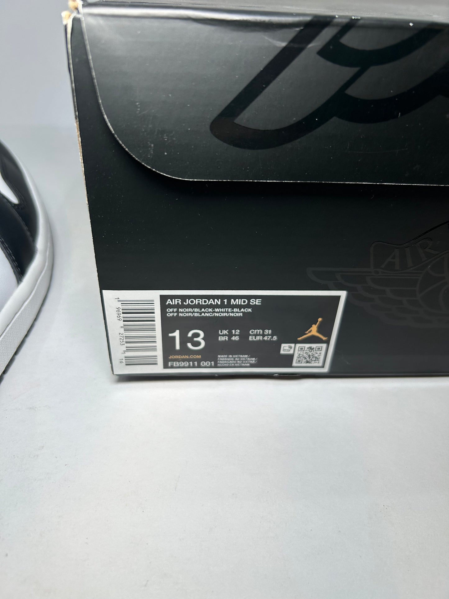 Air Jordan 1 Mid SE Panda Elephant (Pre-Owned)