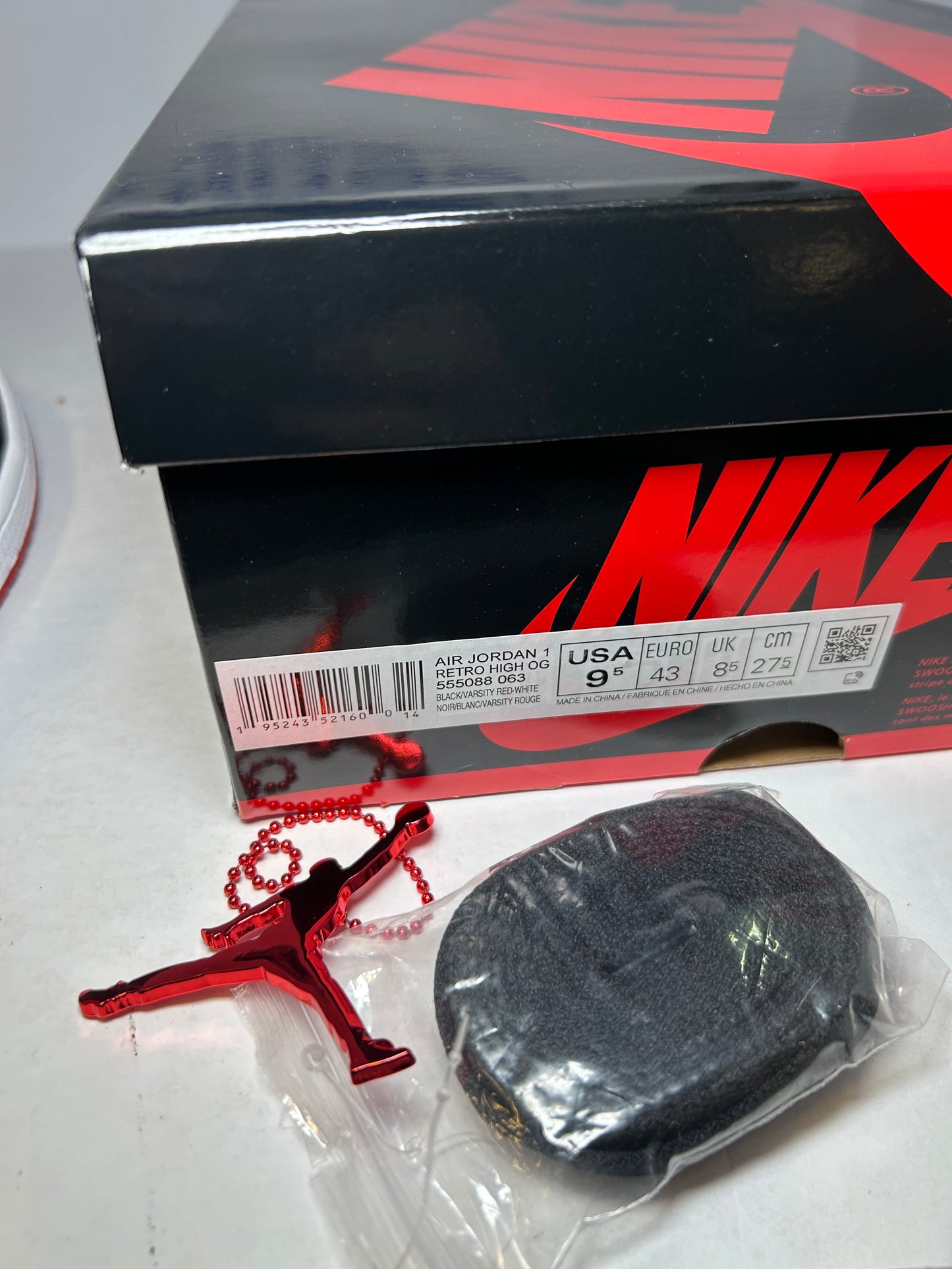 Air Jordan 1 Retro High OG Patent Bred (Pre-Owned)