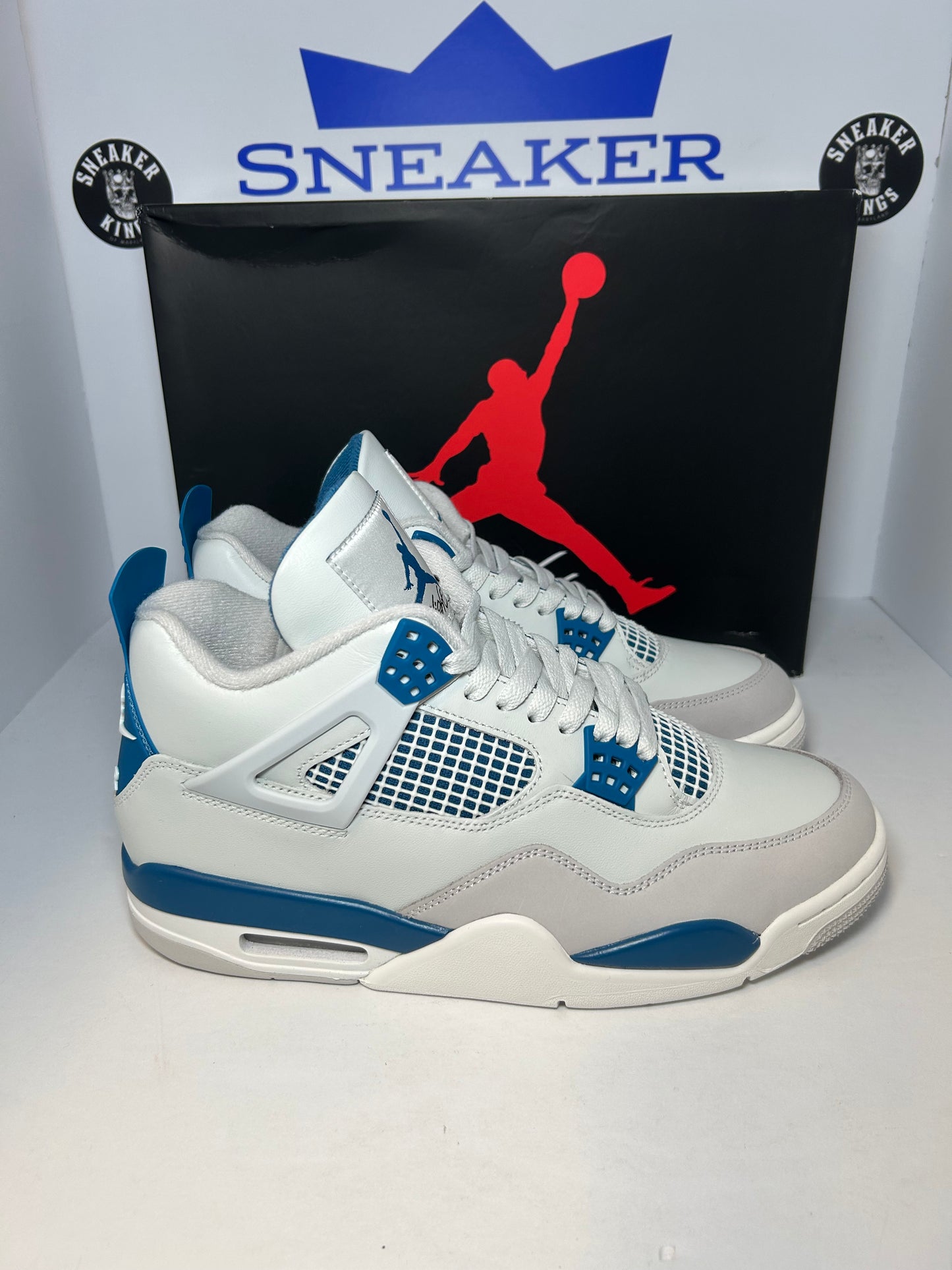 Air Jordan 4 Retro Military Blue 2024 (Pre-Owned)