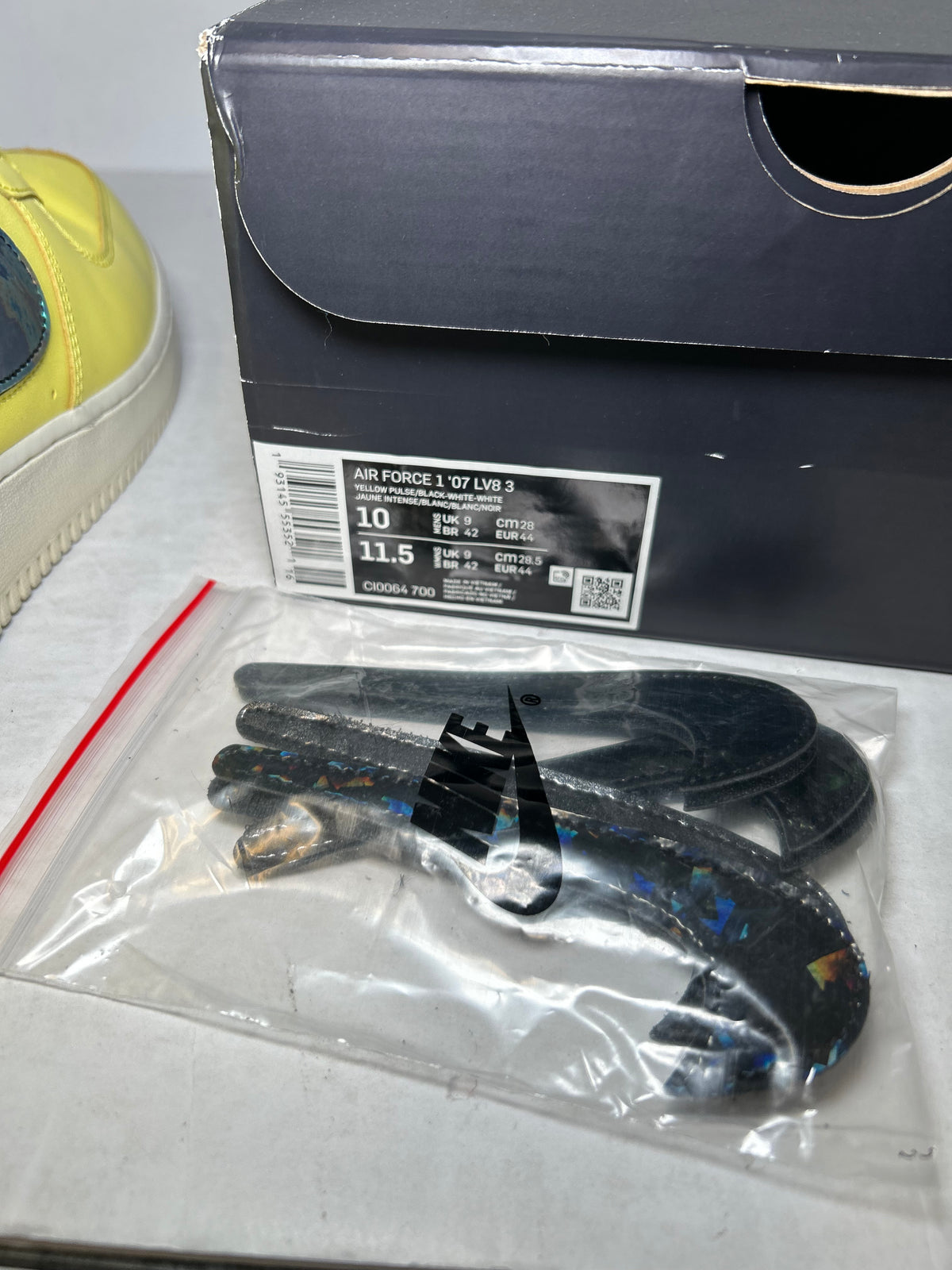 Nike Air Force 1 '07 LV8 Low Yellow Pulse Smiley Face (Pre-Owned)