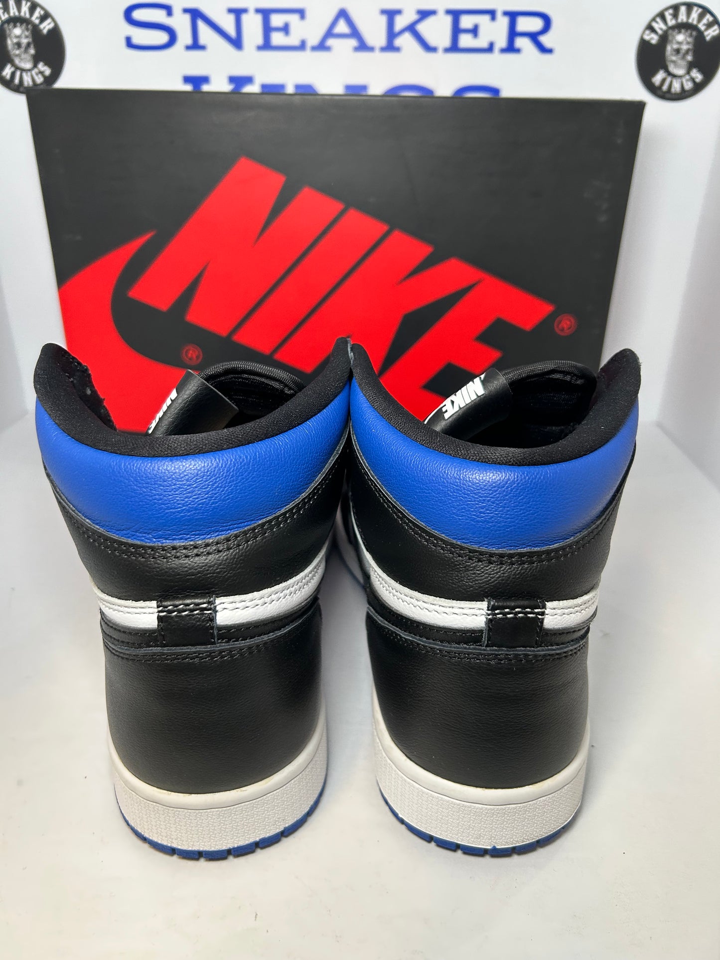 Air Jordan 1 Retro High OG Royal Toe (Pre-Owned)