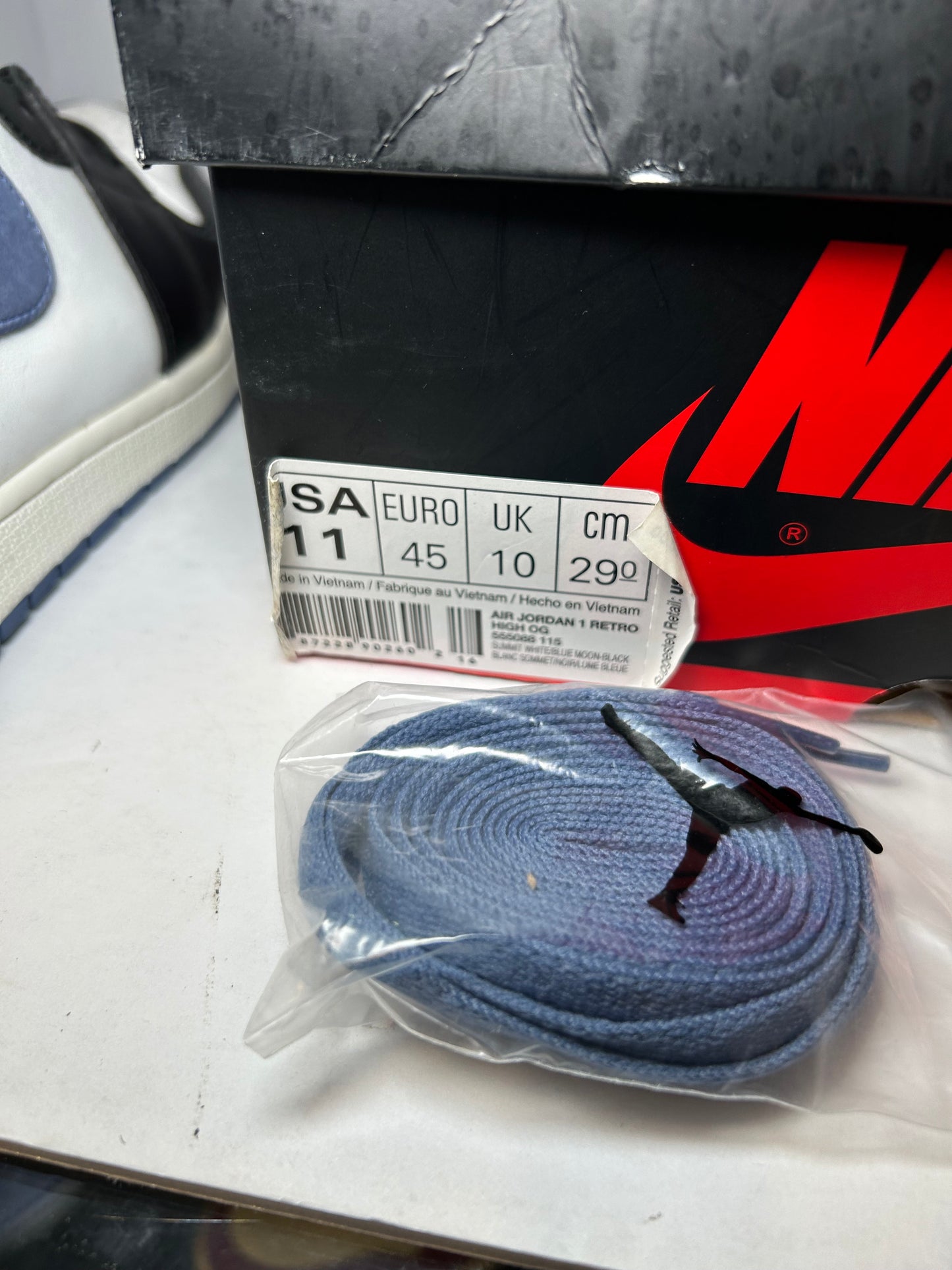Air Jordan 1 Retro High OG Blue Moon (Pre-Owned)