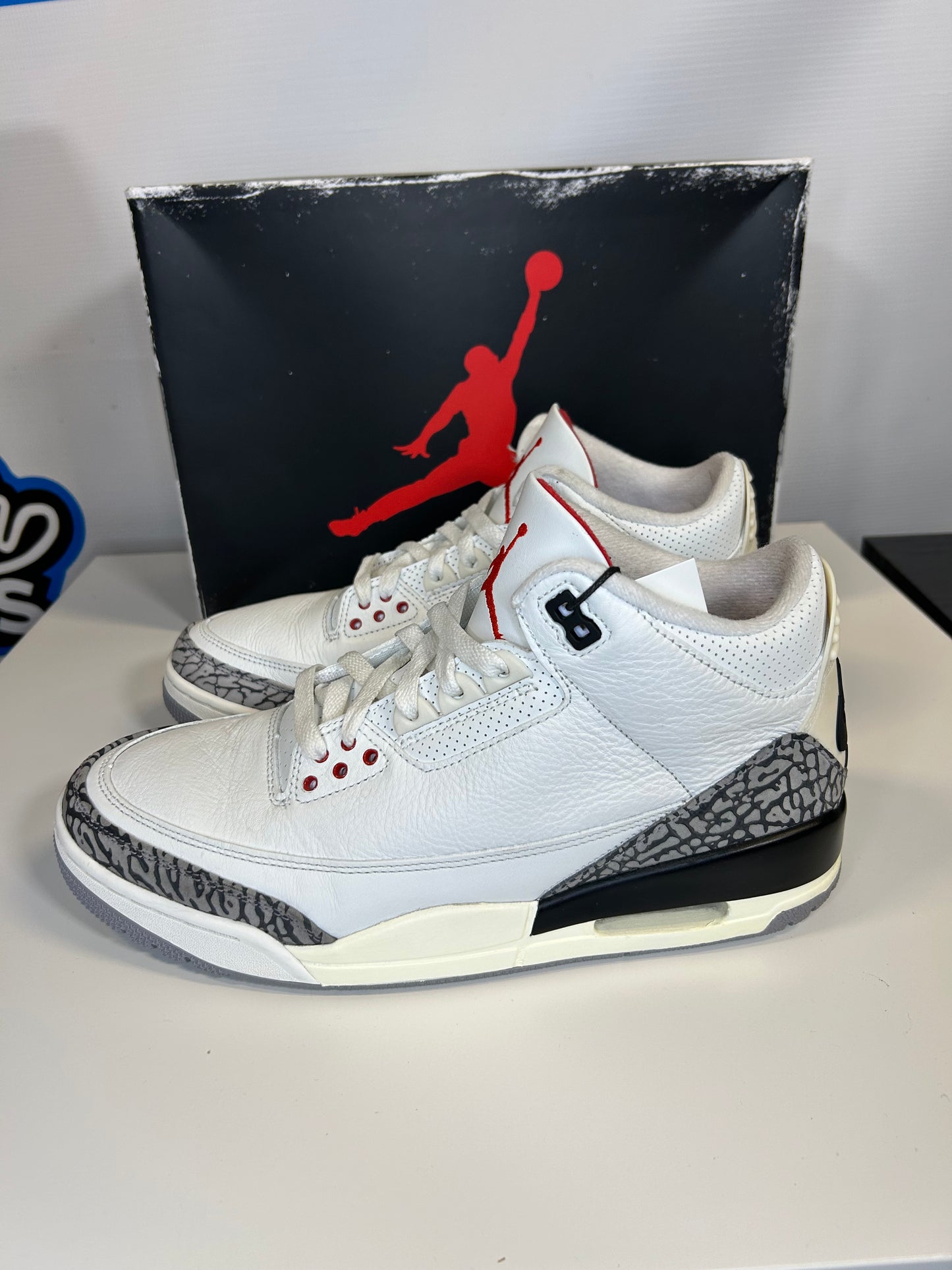 Air Jordan 3 Retro White Cement Reimagined (Pre-Owned)