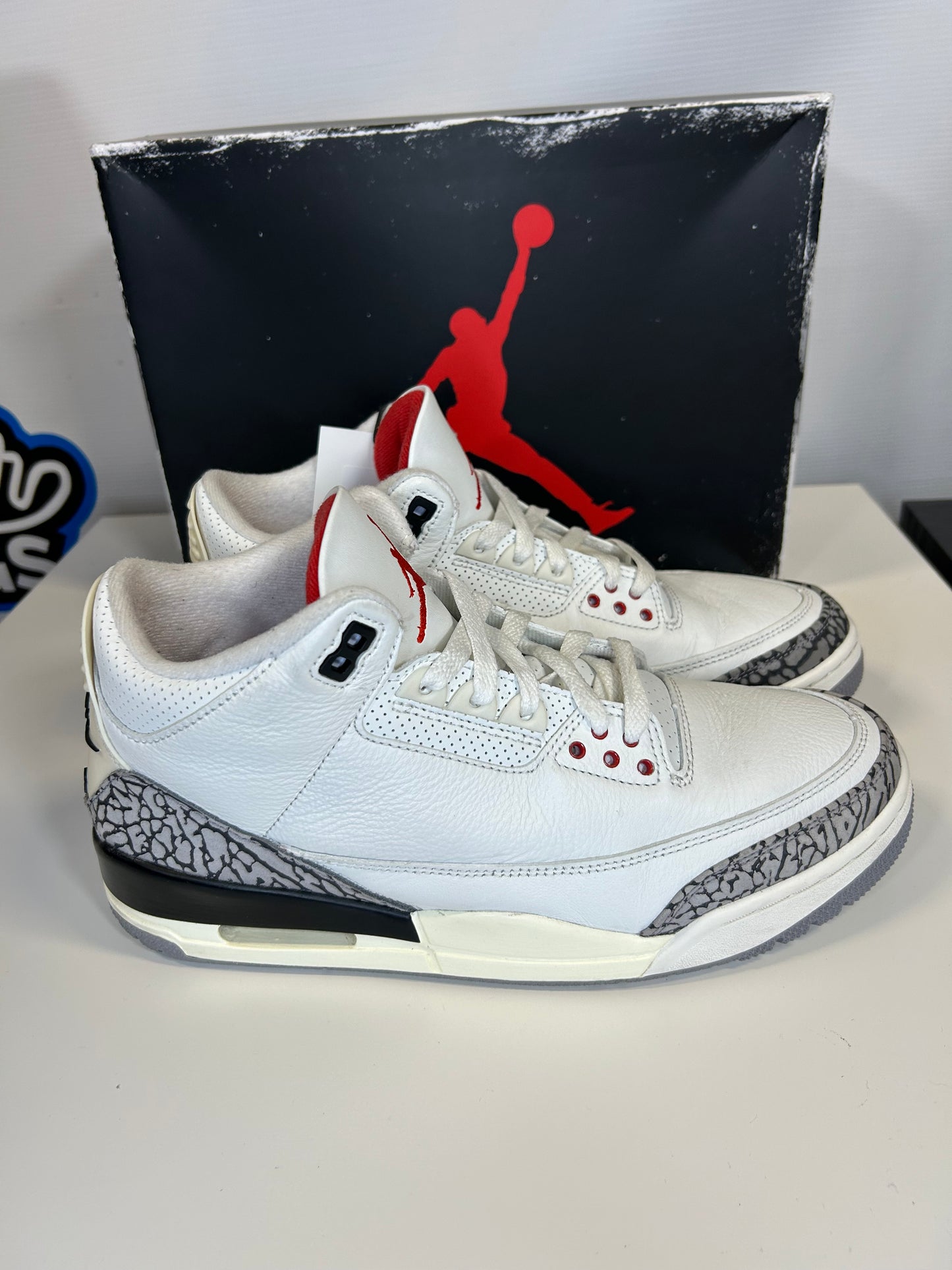 Air Jordan 3 Retro White Cement Reimagined (Pre-Owned)