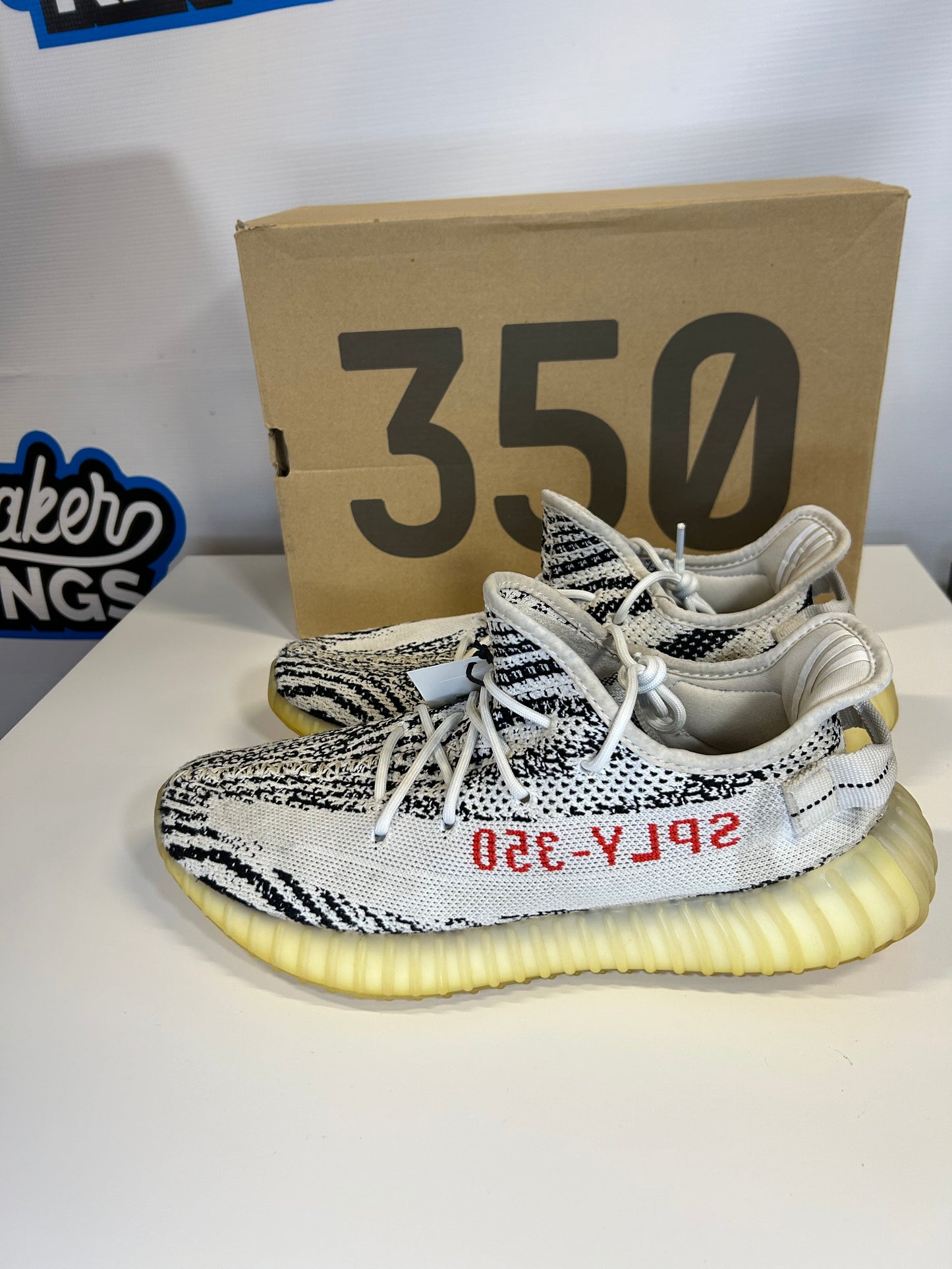 Adidas Yeezy Boost 350 v2 Zebra (Pre-Owned)