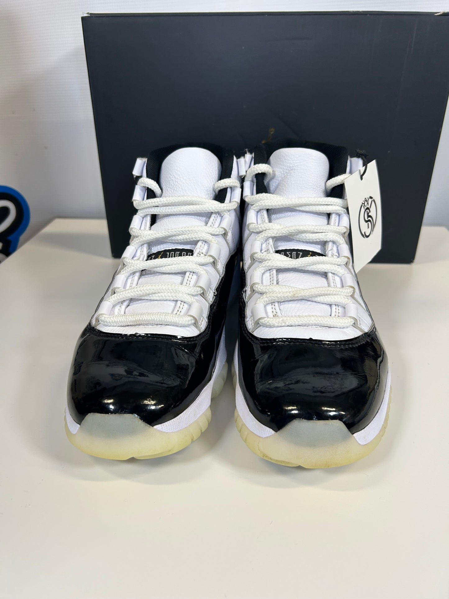 Air Jordan 11 Retro DMP Gratitude (Pre-Owned)