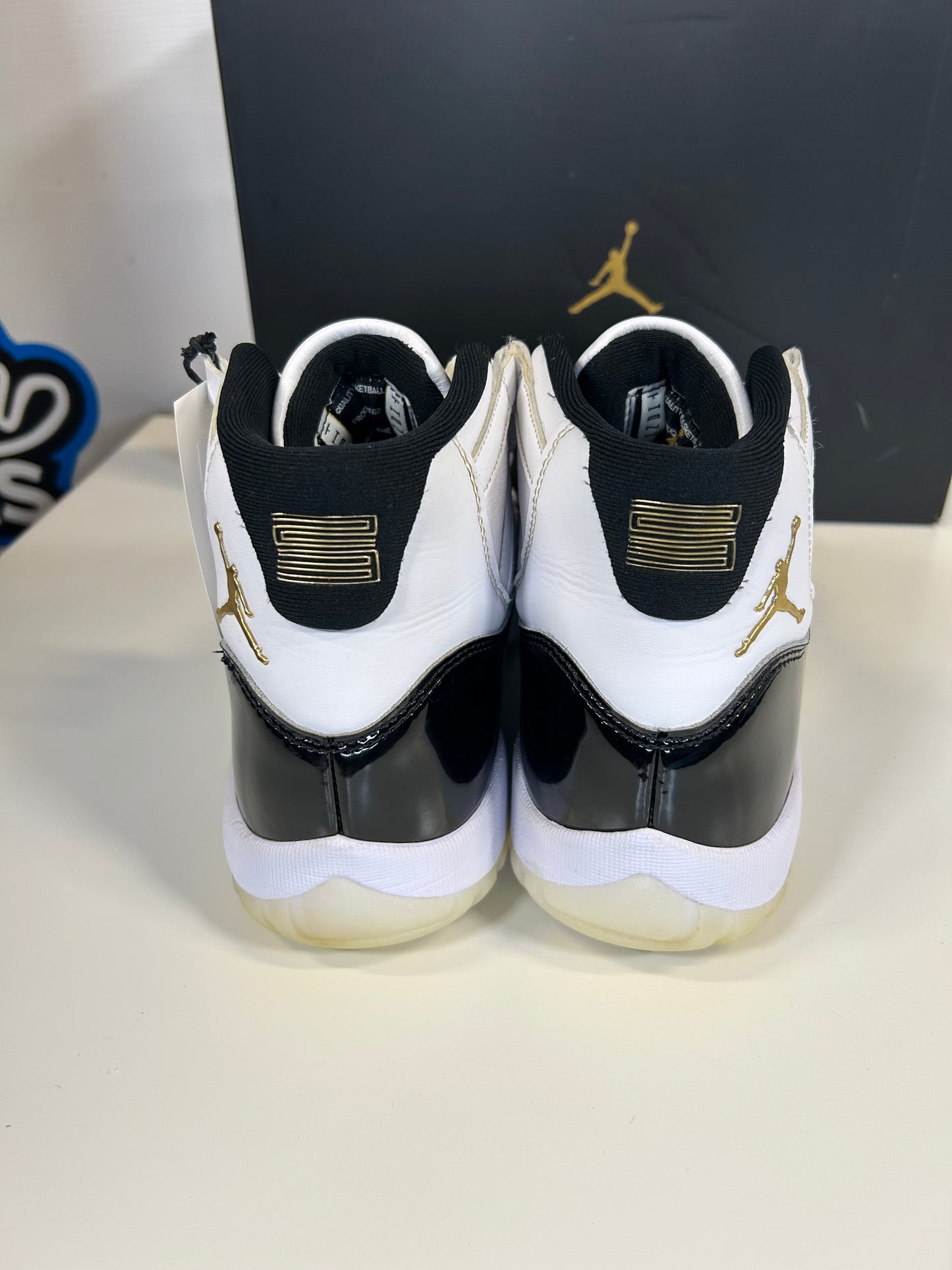 Air Jordan 11 Retro DMP Gratitude (Pre-Owned)