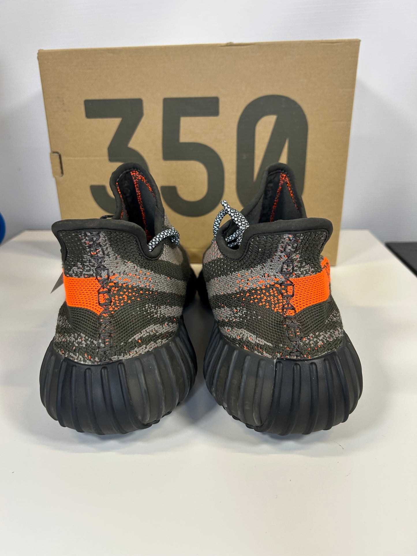 Adidas Yeezy Boost 350 v2 Carbon Beluga (Pre-Owned)