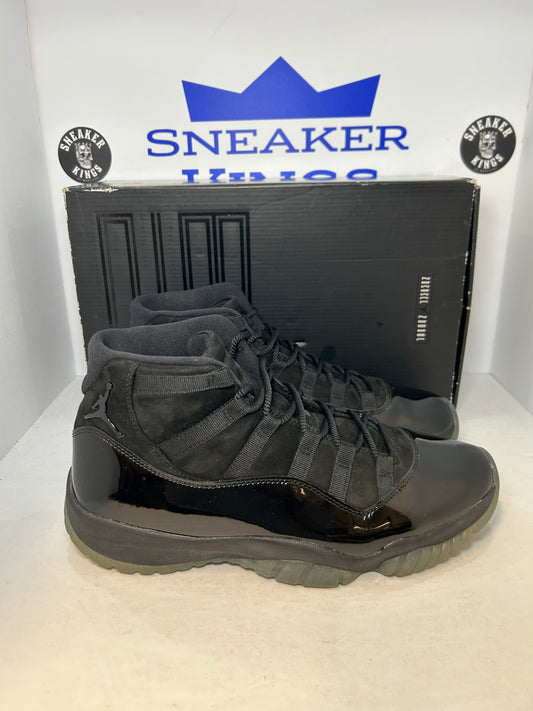 Air Jordan 11 Retro Cap and Gown (Pre-Owned)