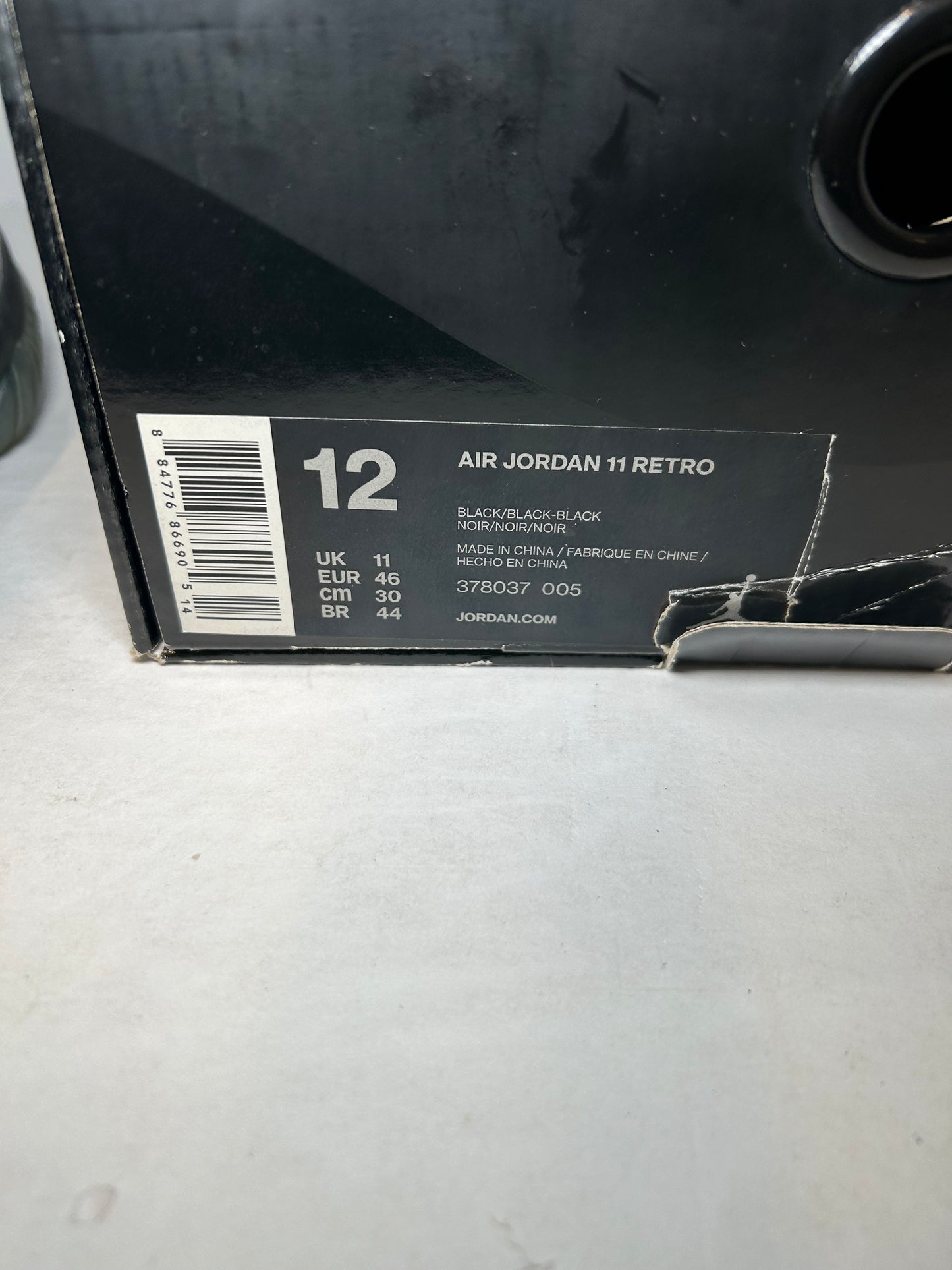 Air Jordan 11 Retro Cap and Gown (Pre-Owned)