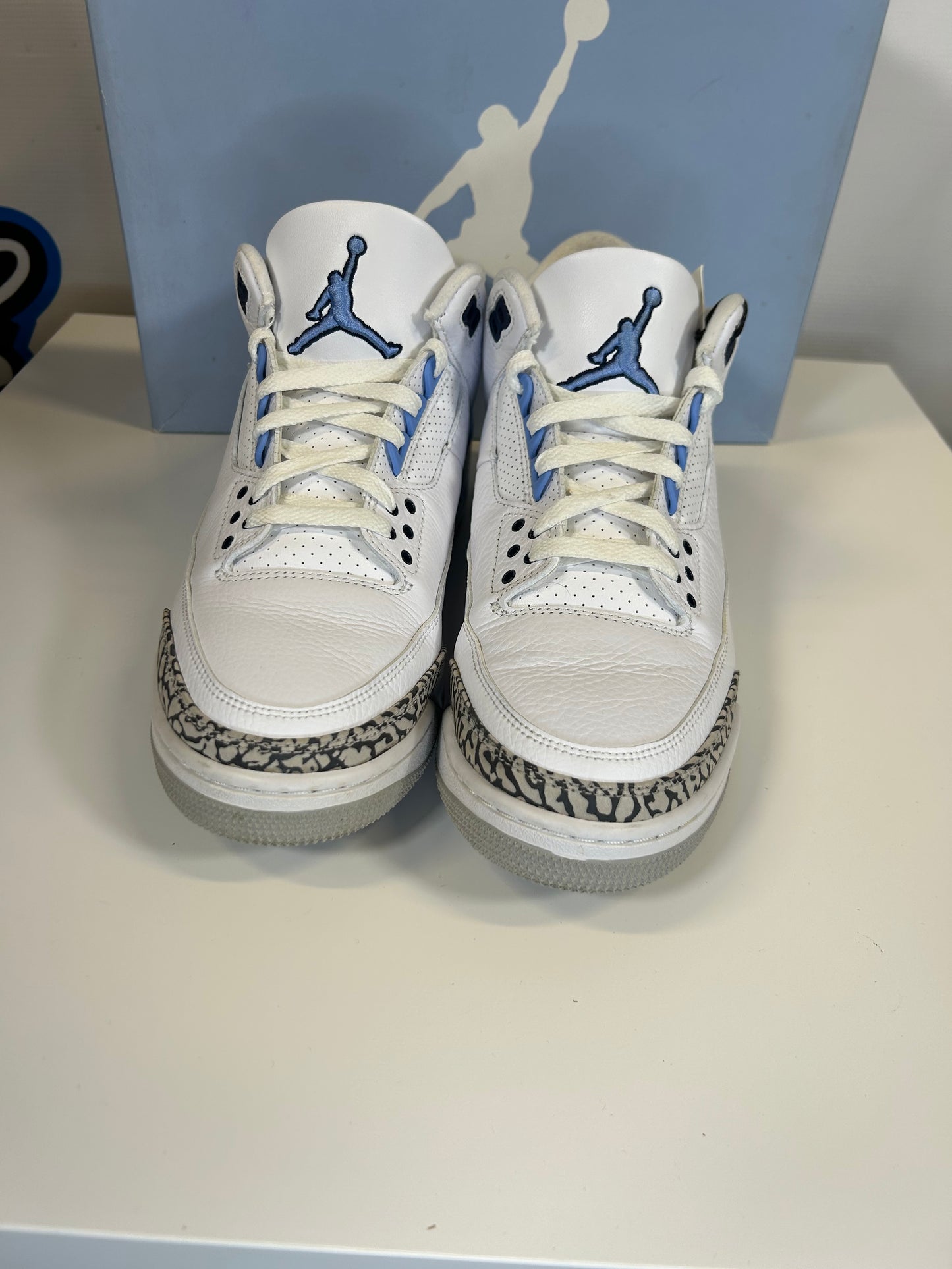 Air Jordan 3 Retro UNC (Pre-Owned)