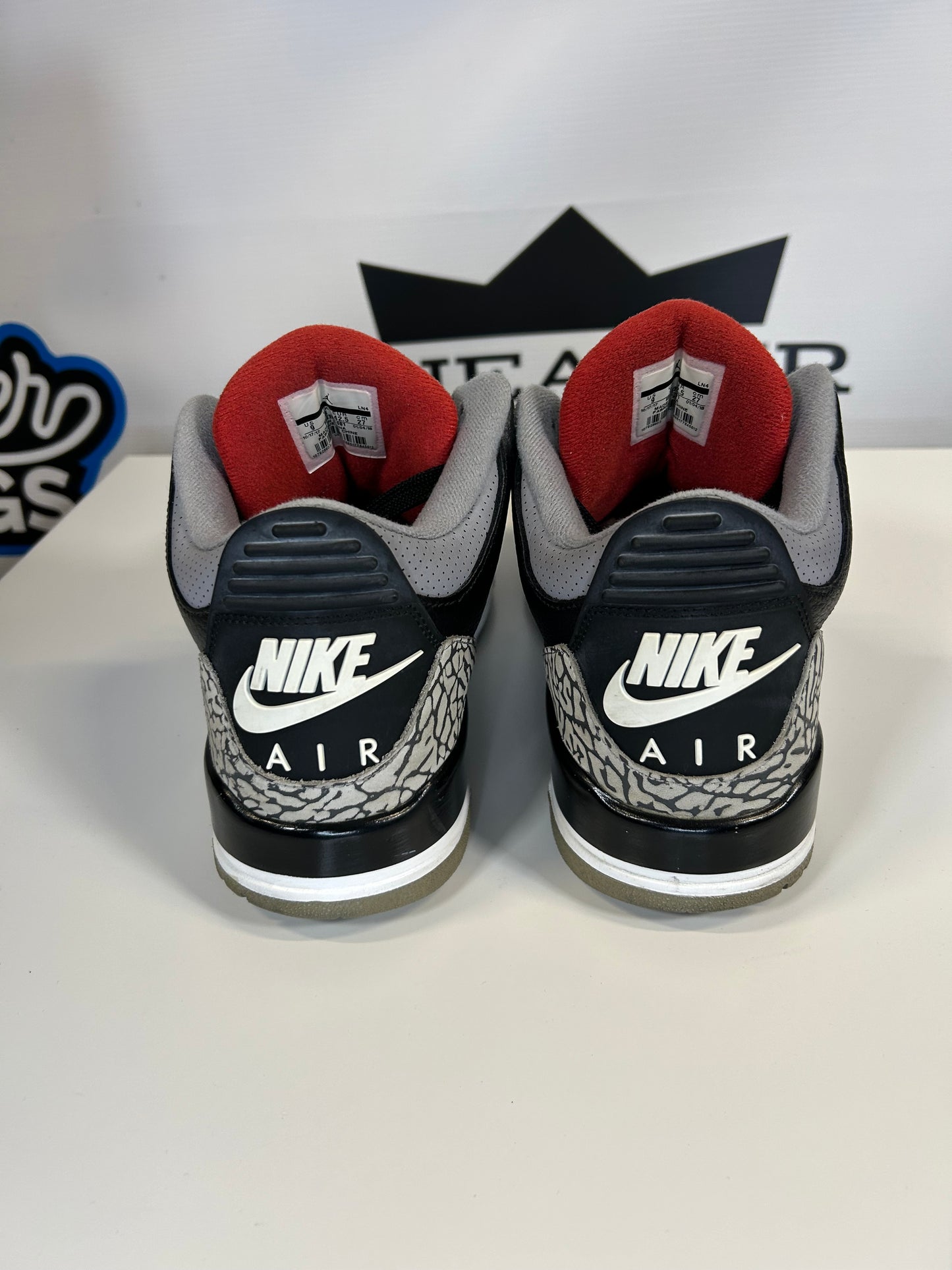 Air Jordan 3 Retro Black Cement 2018 (Pre-Owned)