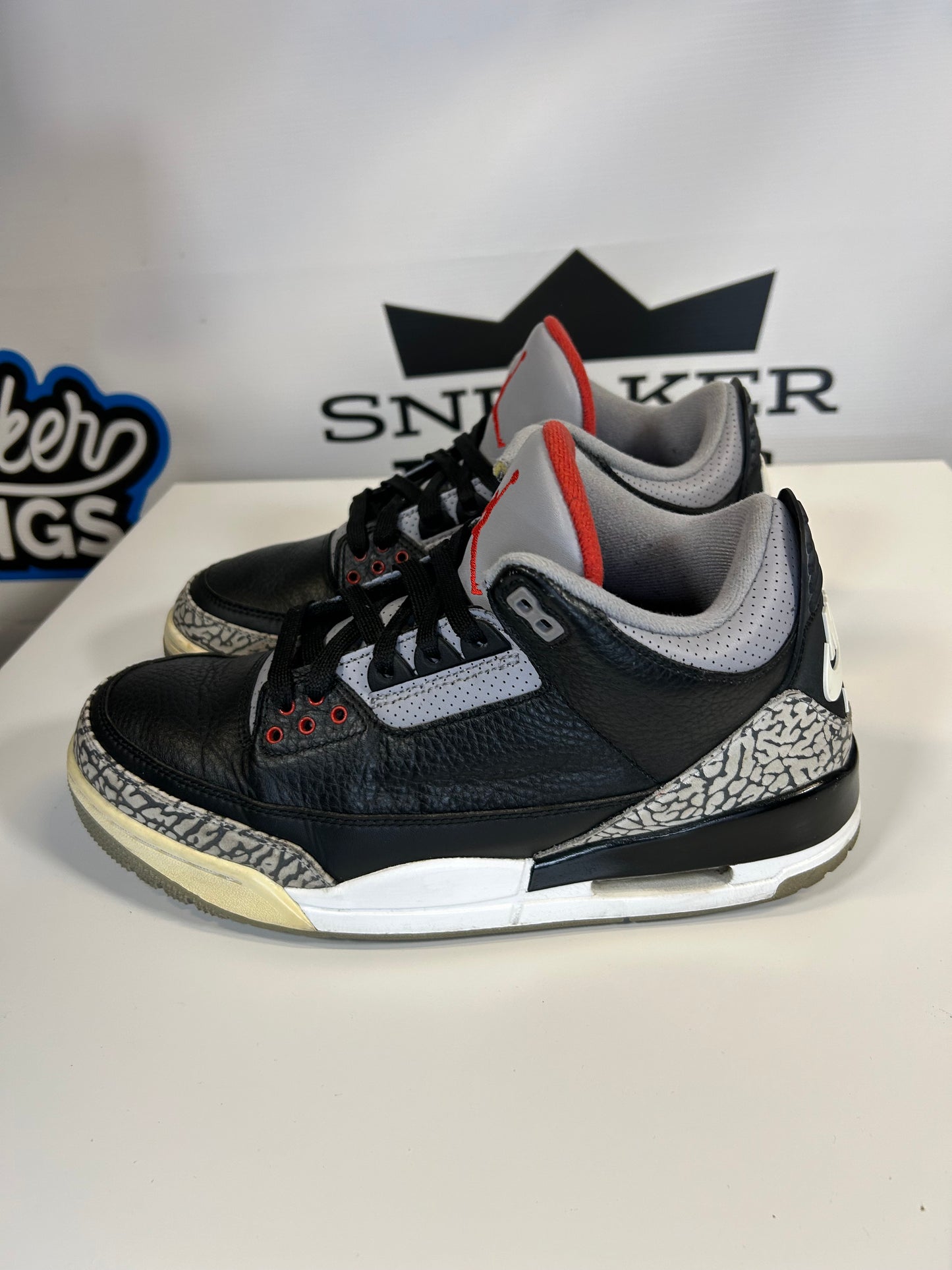 Air Jordan 3 Retro Black Cement 2018 (Pre-Owned)