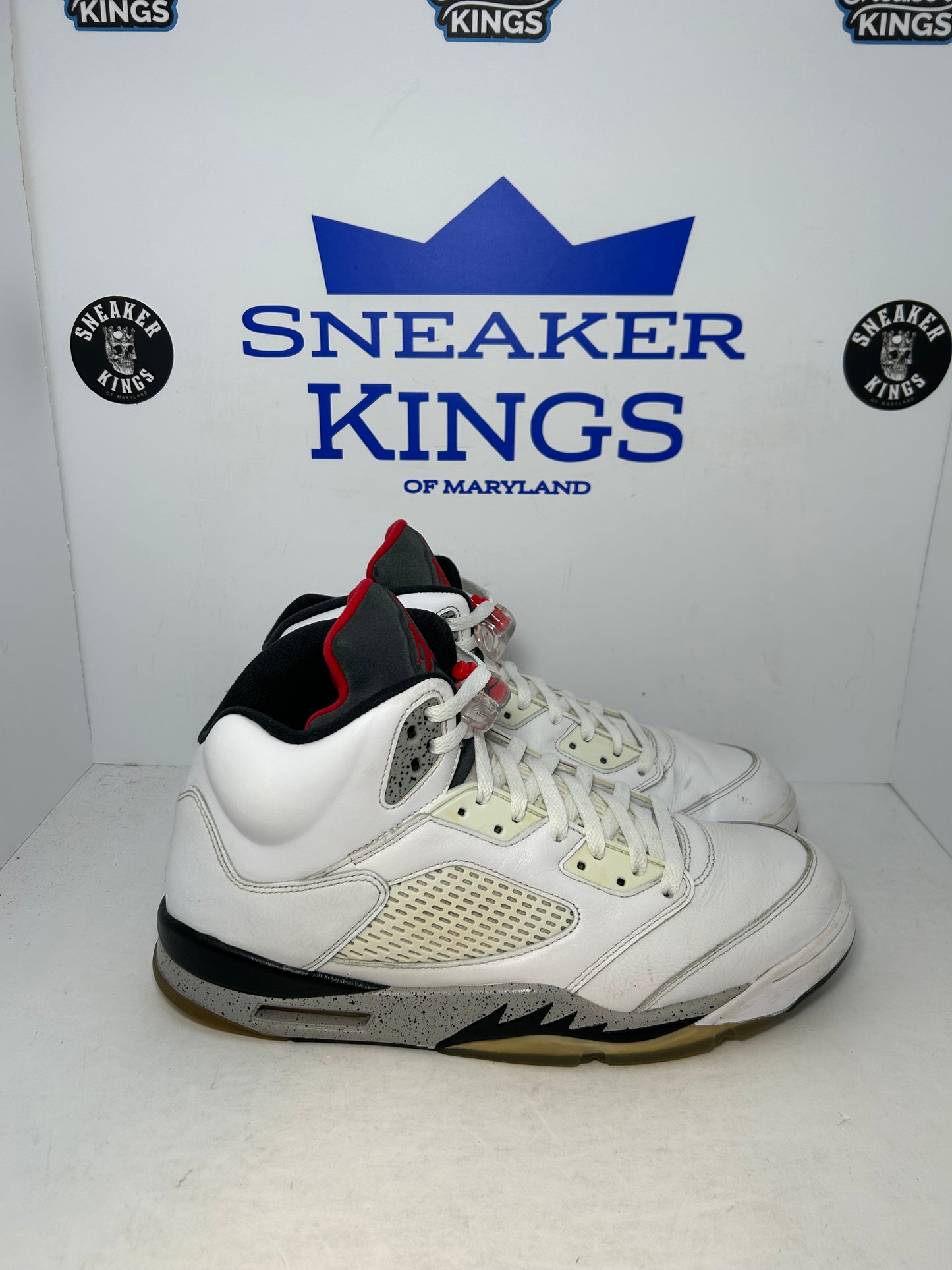 Air Jordan 5 Retro White Cement (Pre-Owned)