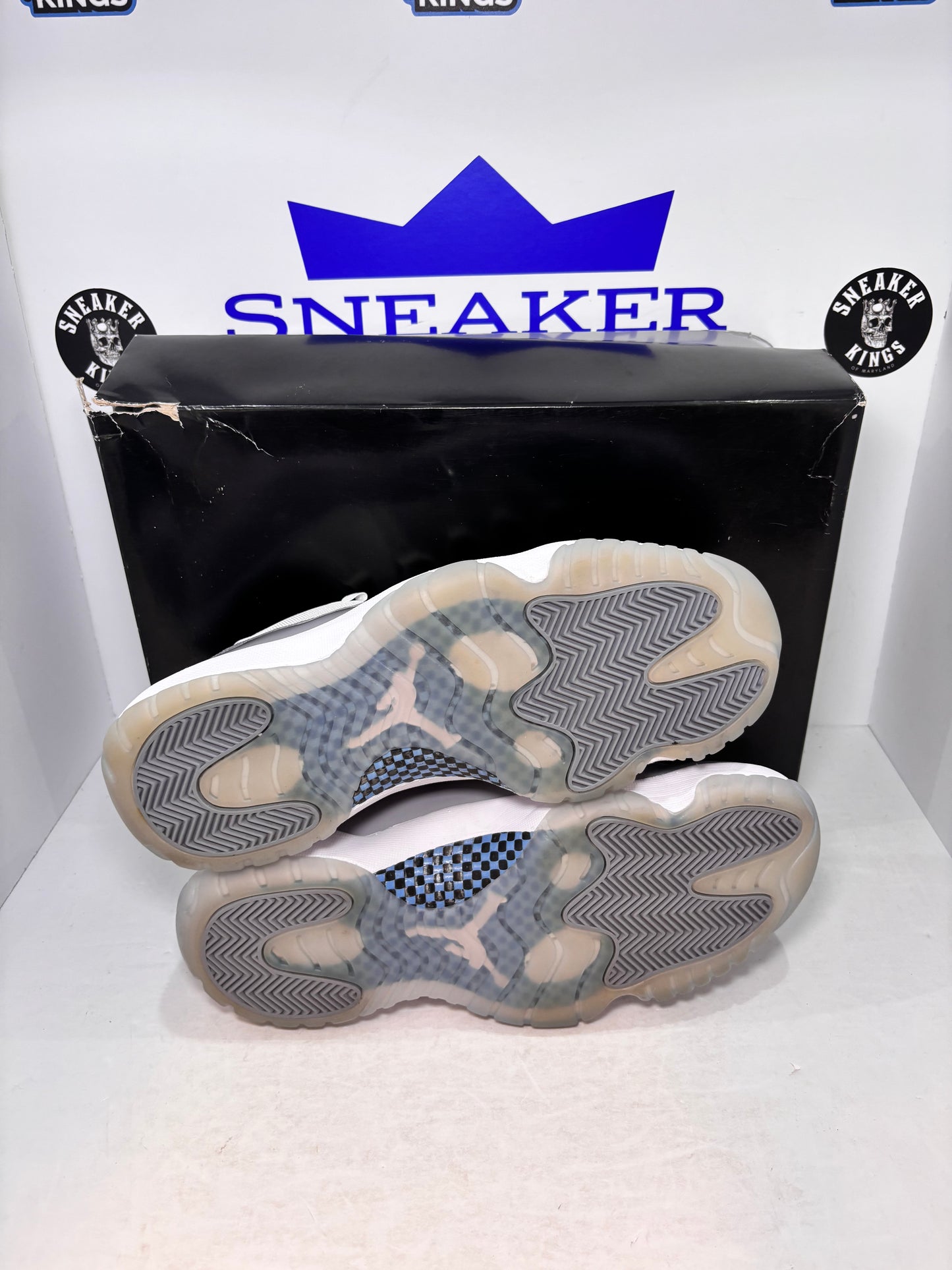 Air Jordan 11 Retro Low Cement Grey (Pre-Owned)