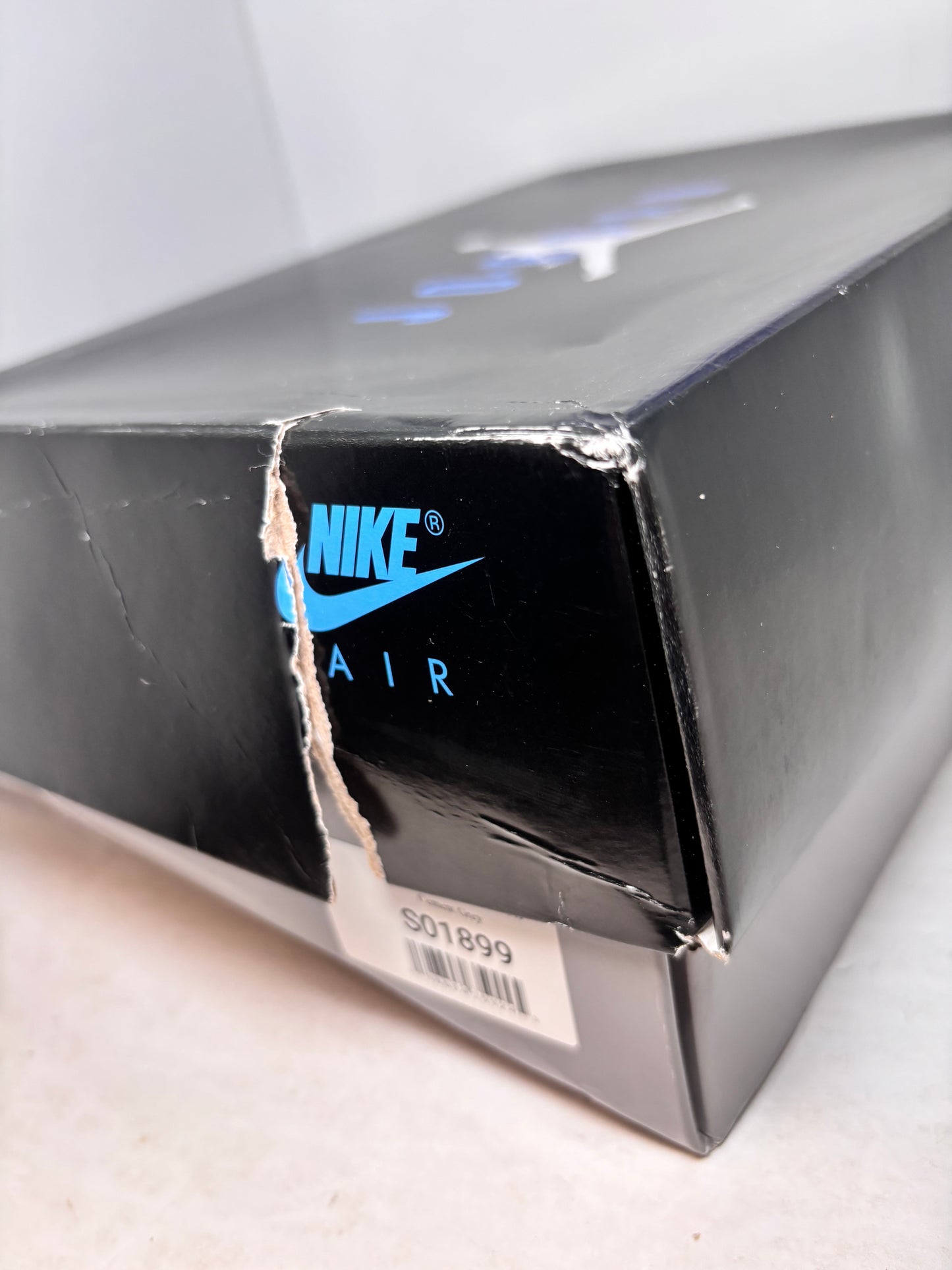 Air Jordan 11 Retro Low Cement Grey (Pre-Owned)