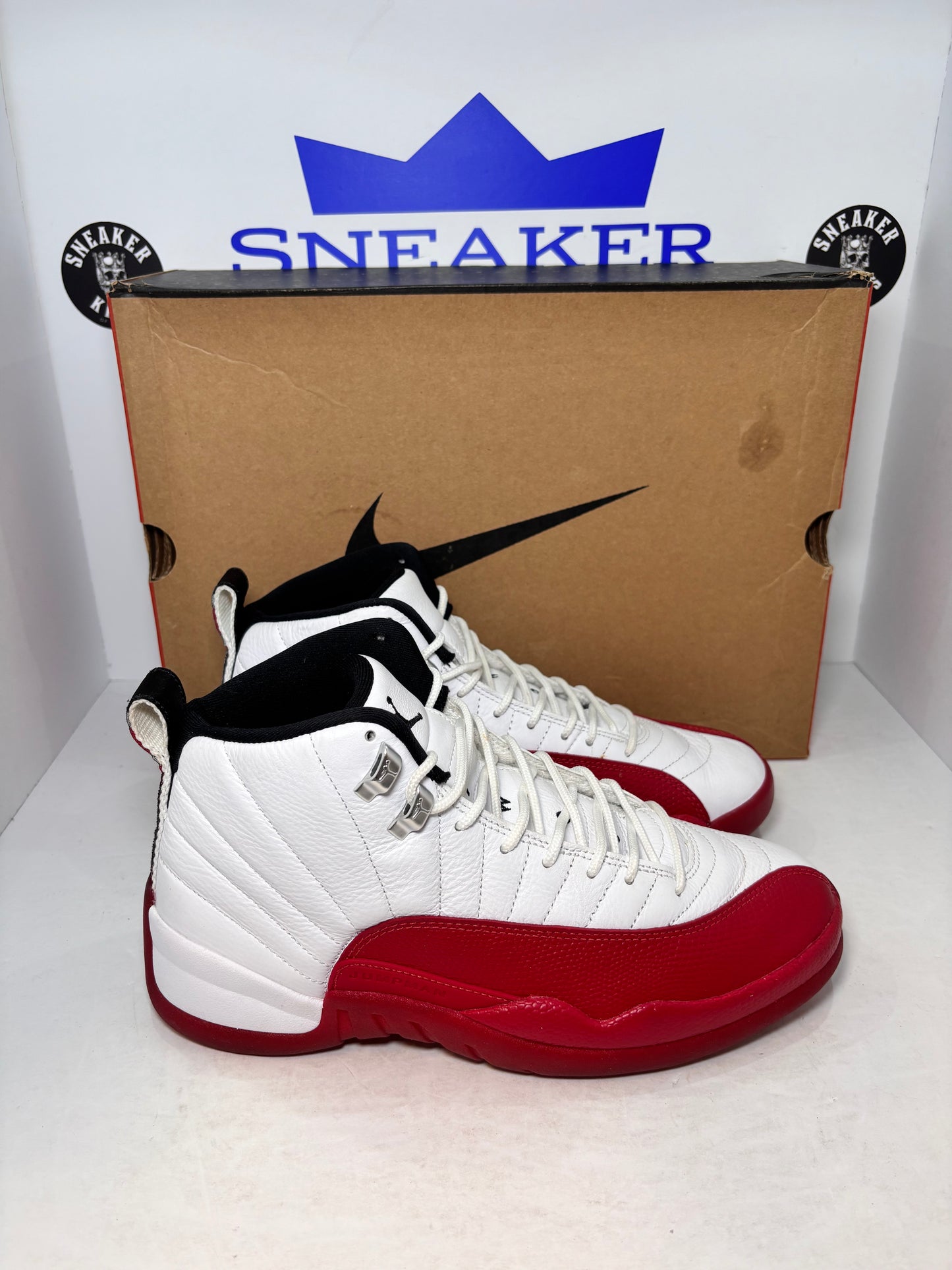 Air Jordan 12 Retro Cherry (Pre-Owned)