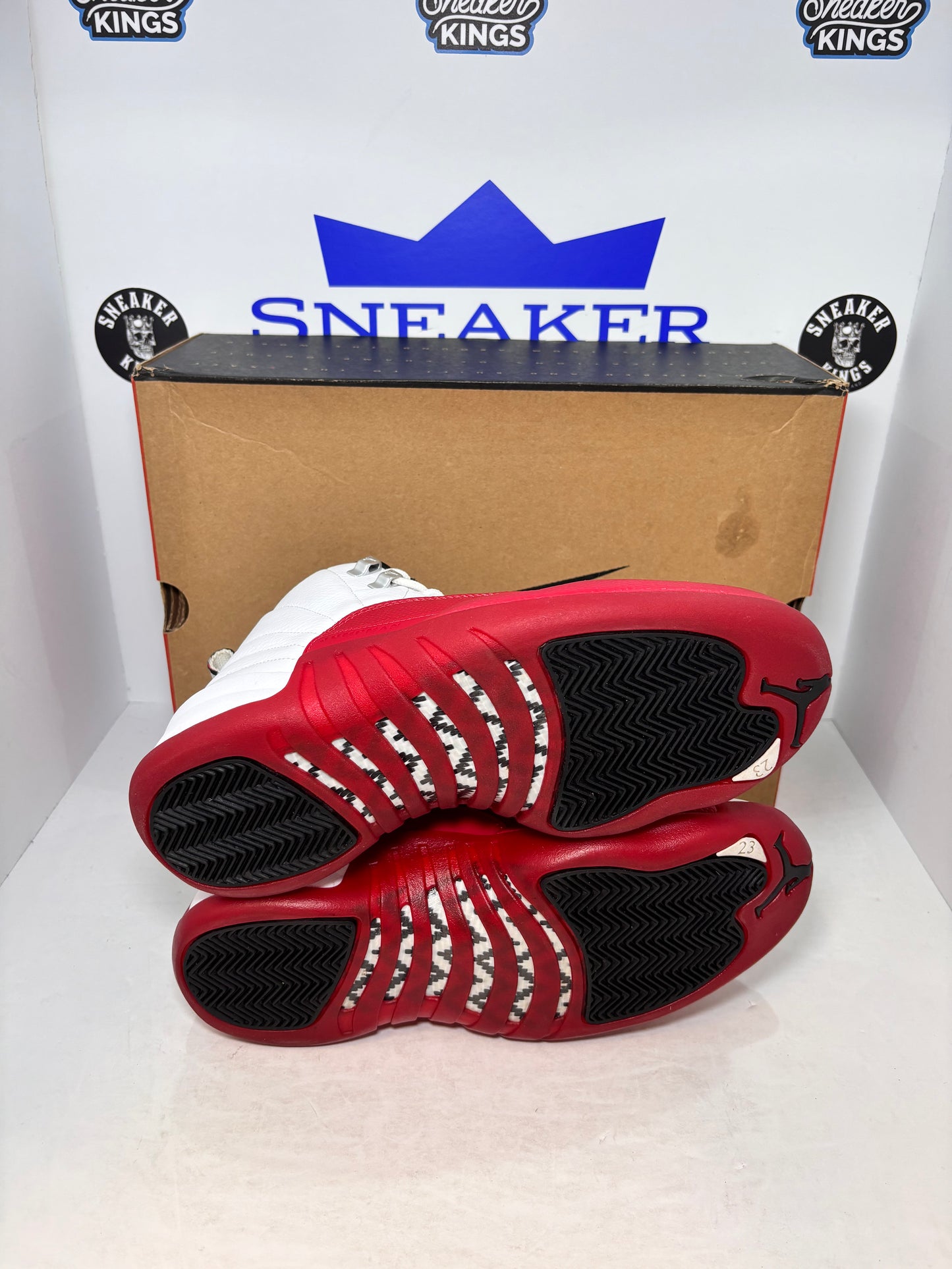 Air Jordan 12 Retro Cherry (Pre-Owned)