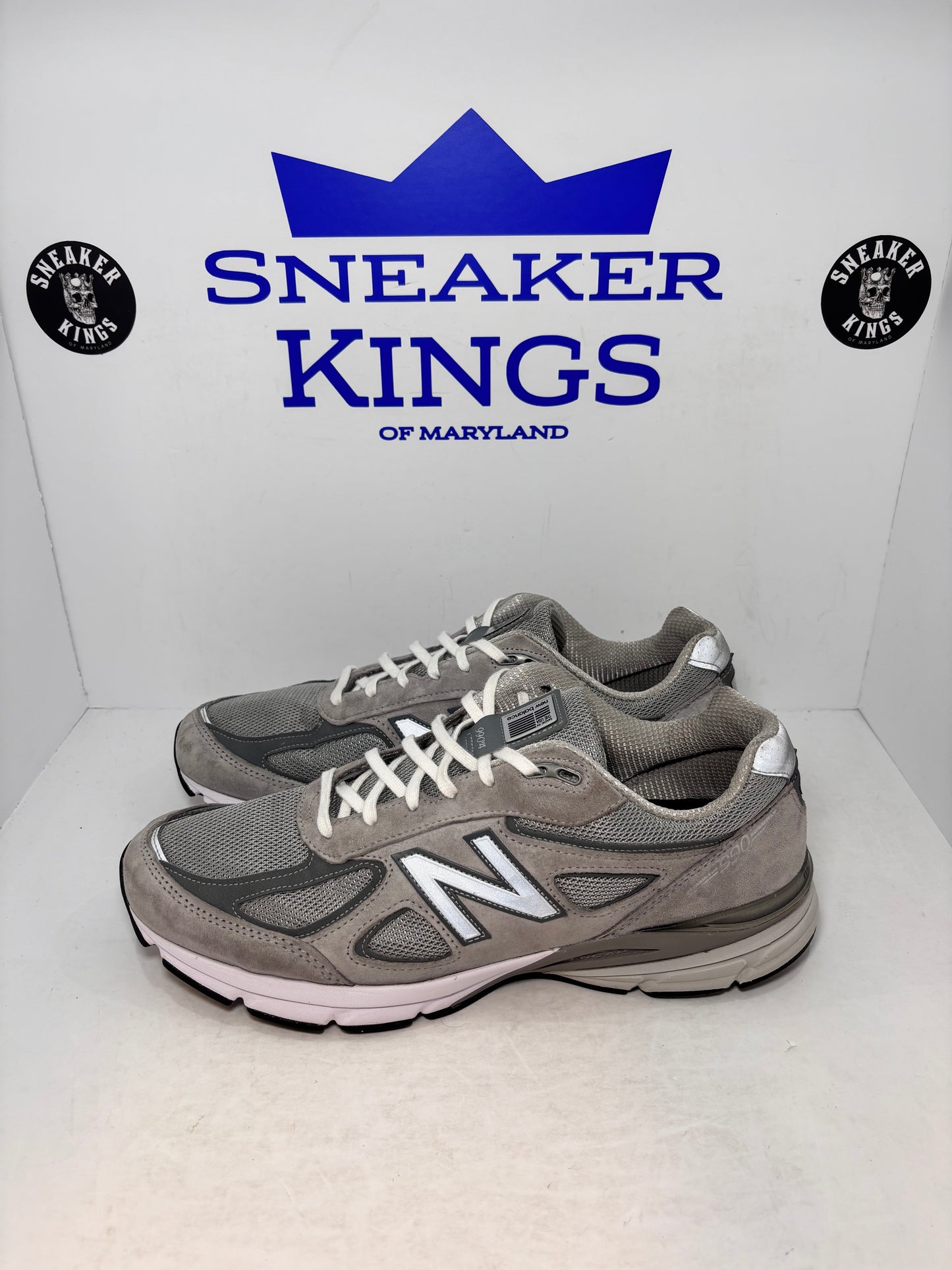 New Balance 990v4 Grey Silver (Pre-Owned)