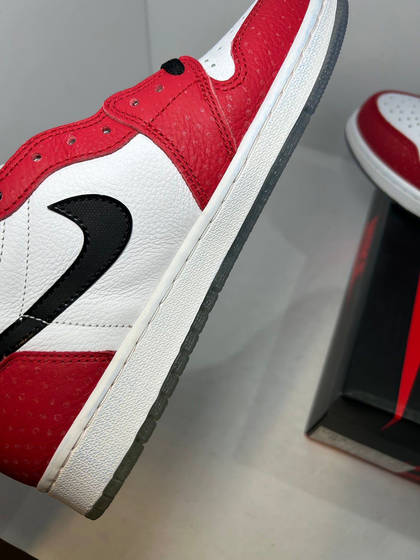 Air Jordan 1 Retro High OG Spider-Man Origin Story