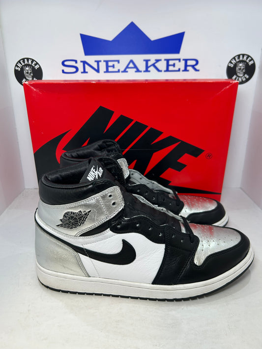Air Jordan 1 Retro High OG Metallic Silver Toe (Pre-Owned)