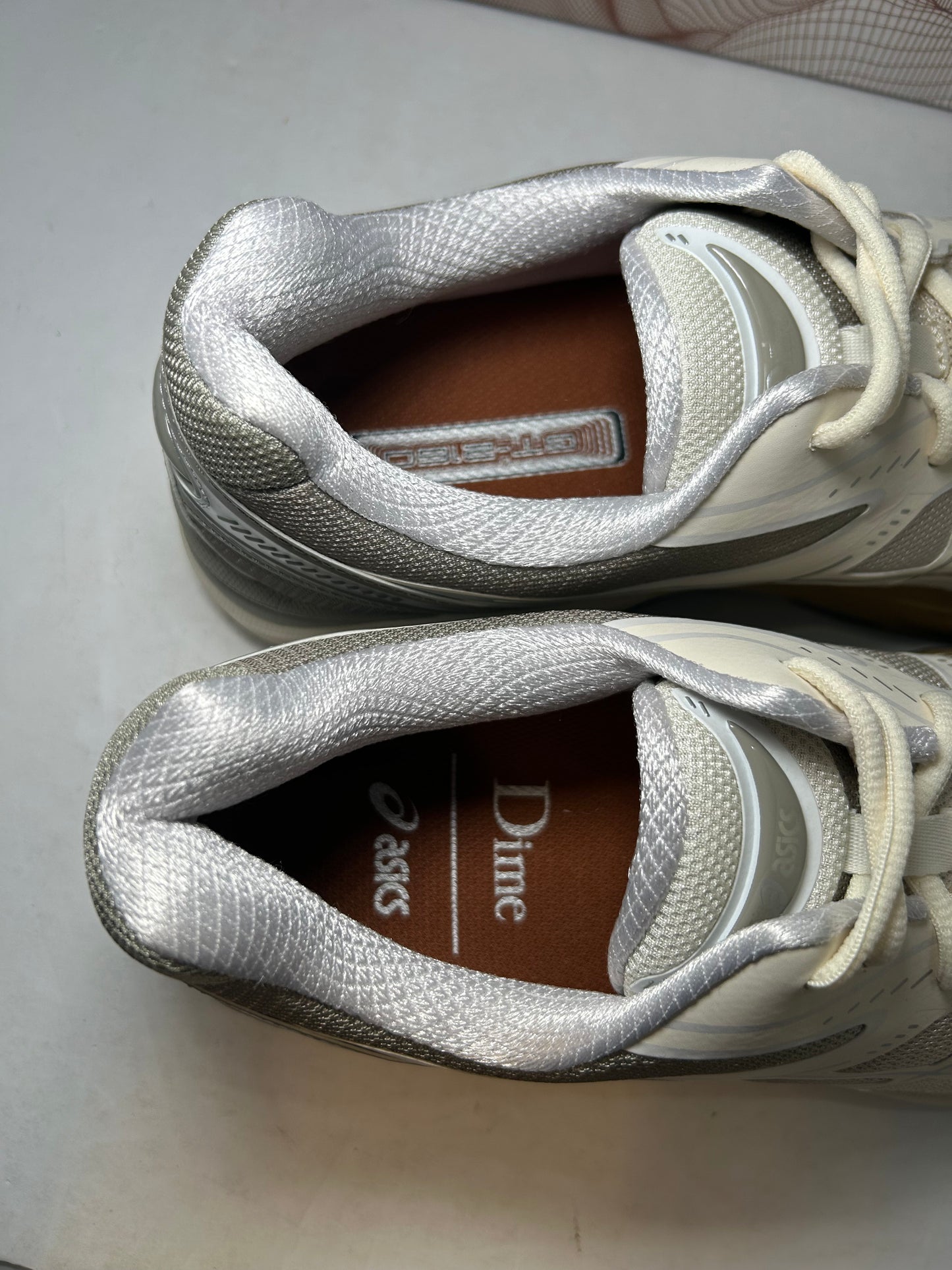 ASICS GT 2160 Dime Arctic Wolf (Pre-Owned)