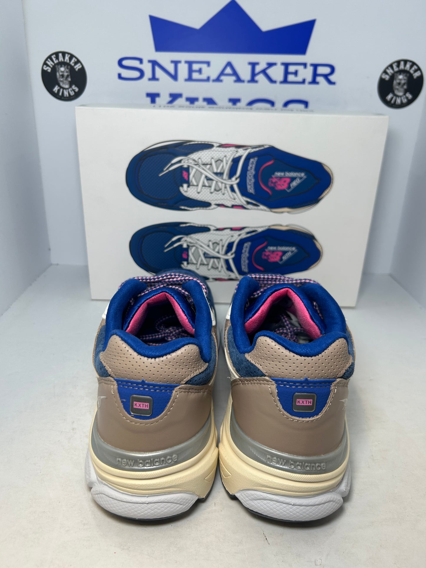 New Balance 990v3 Kith Made In USA Daytona w/ Socks (Pre-Owned)