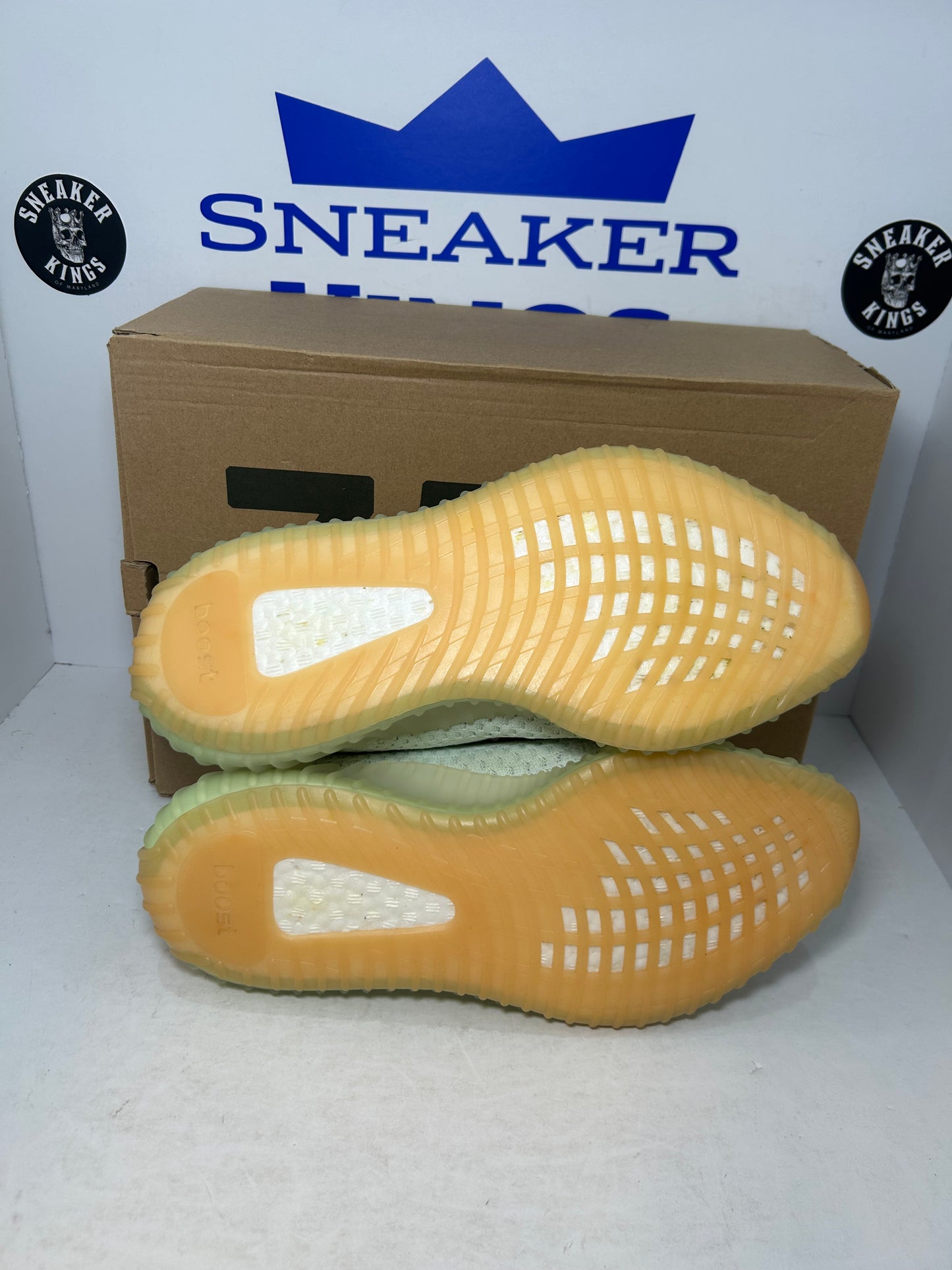 Adidas Yeezy Boost 350 V2 Hyperspace (Pre-Owned)