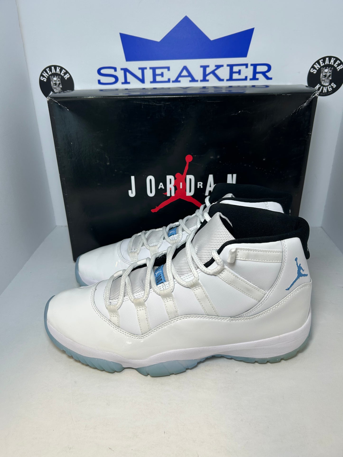 Air Jordan 11 Retro Legend Blue (Pre-Owned)