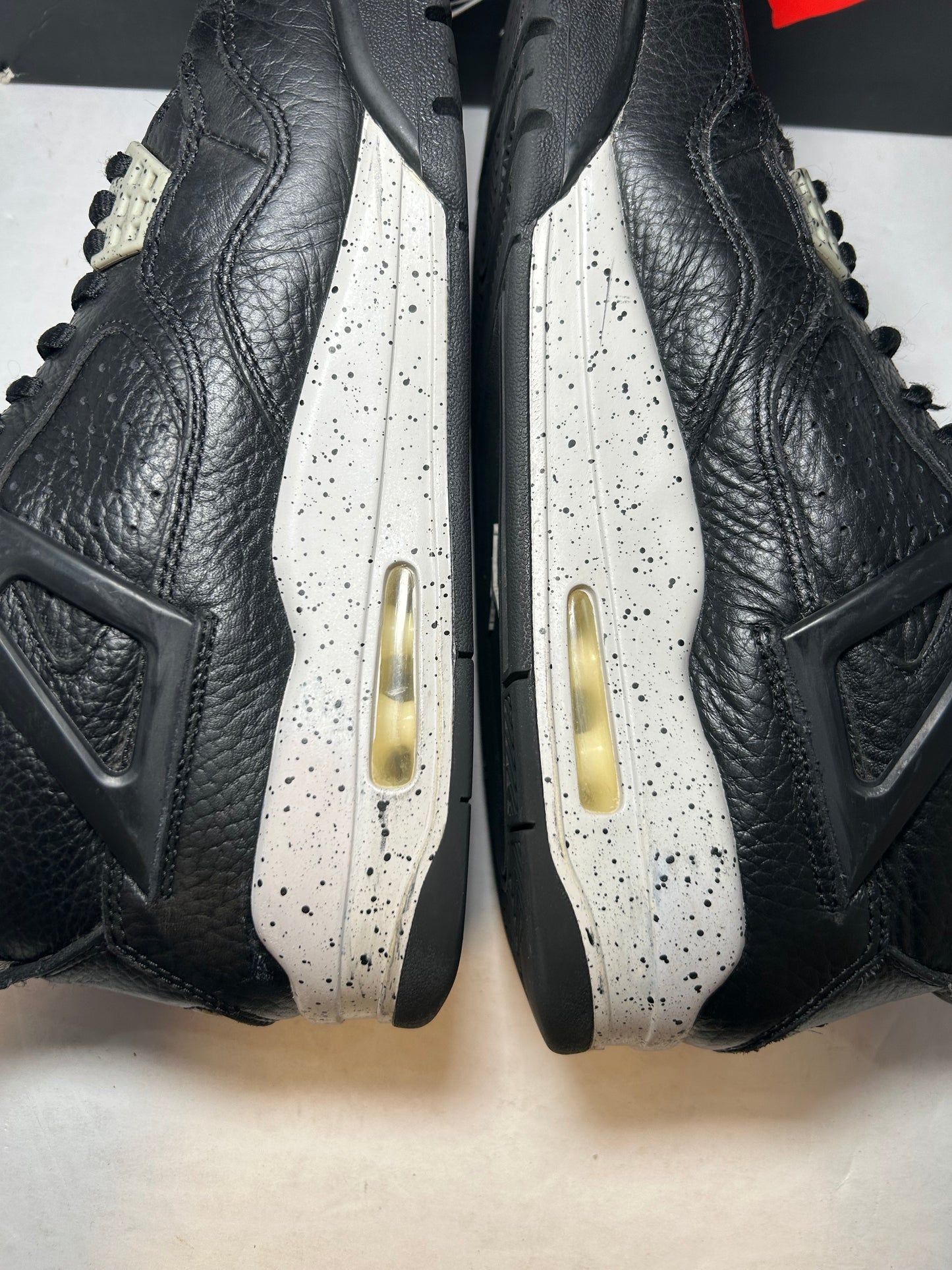 Air Jordan 4 Retro LS Oreo 2015 (Pre-Owned)