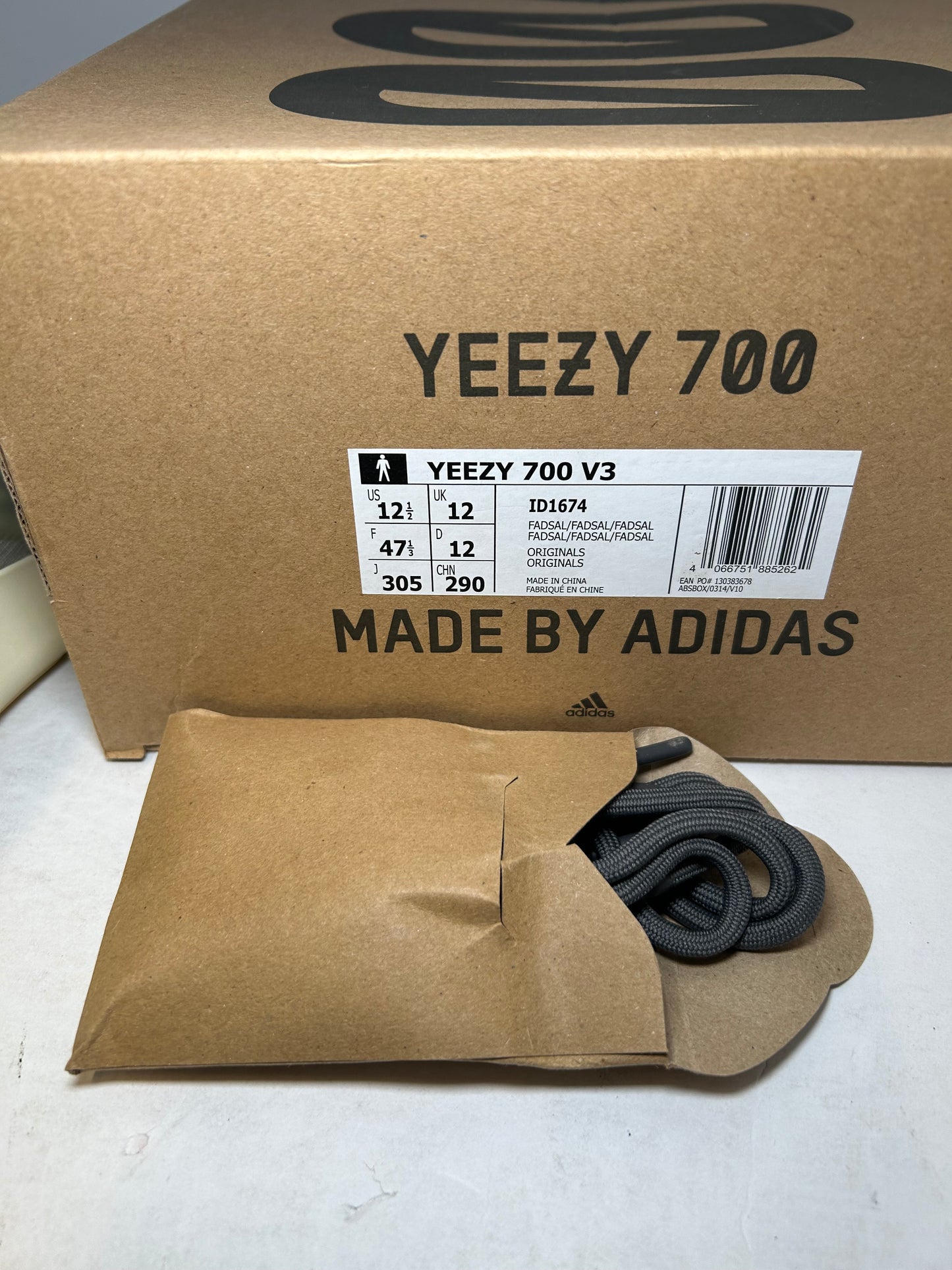 Adidas Yeezy 700 V3 Fade Salt Grey (Pre-Owned)