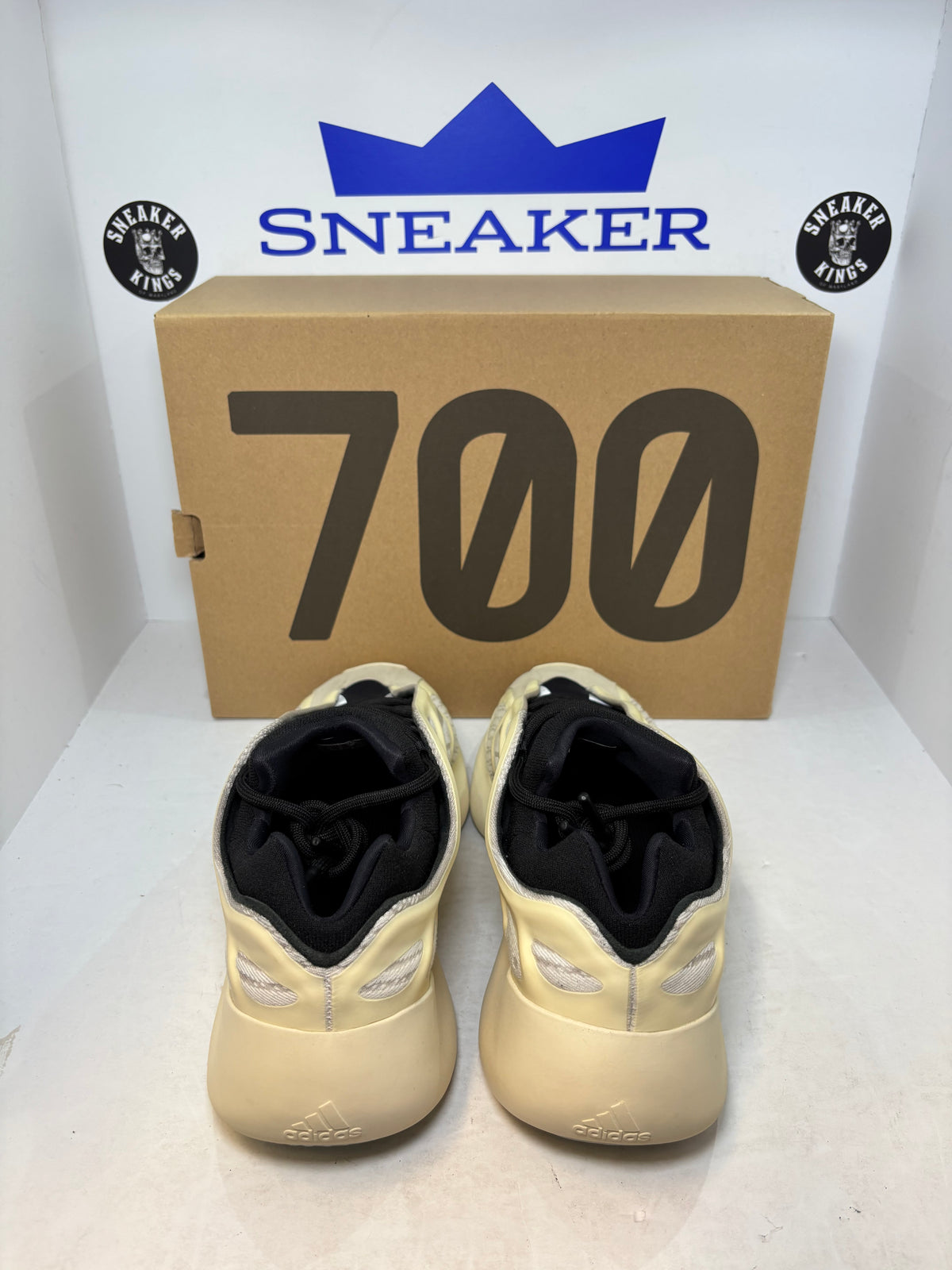 Adidas Yeezy Boost 700 V3 Azael Size 12.5 (Pre-Owned)