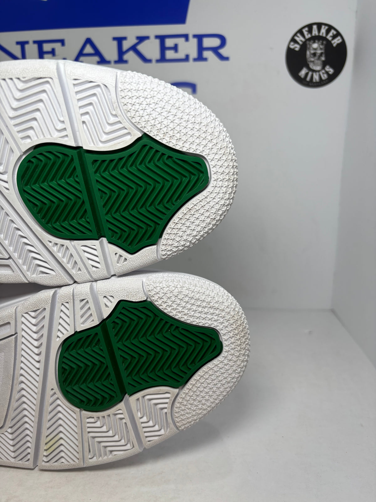 Air Jordan 4 Retro Green Metallic (Pre-Owned)