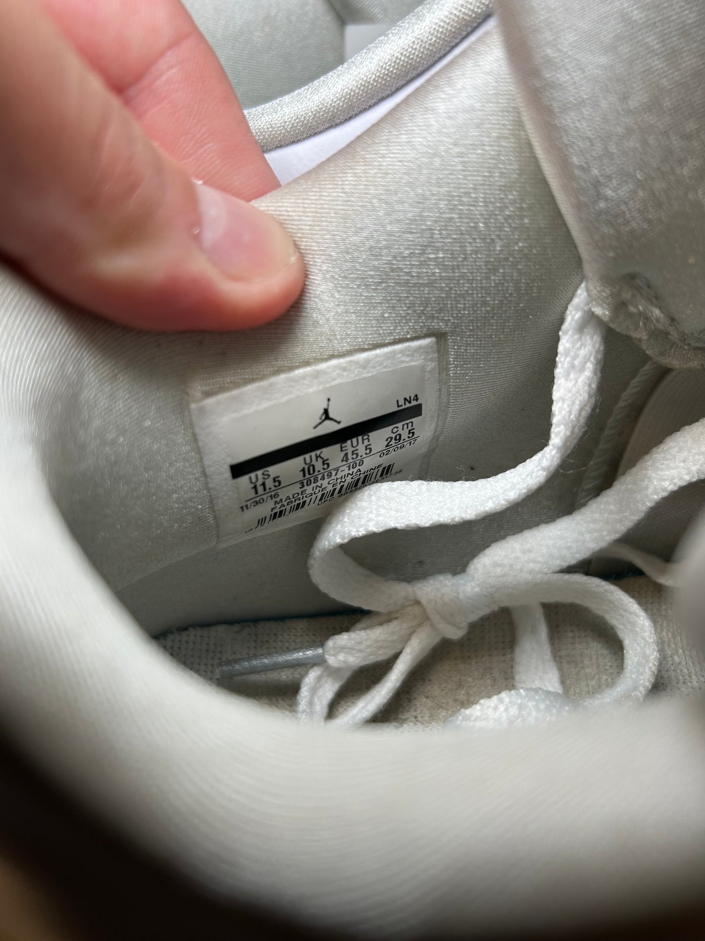 Air Jordan 4 Retro Pure Money Triple White